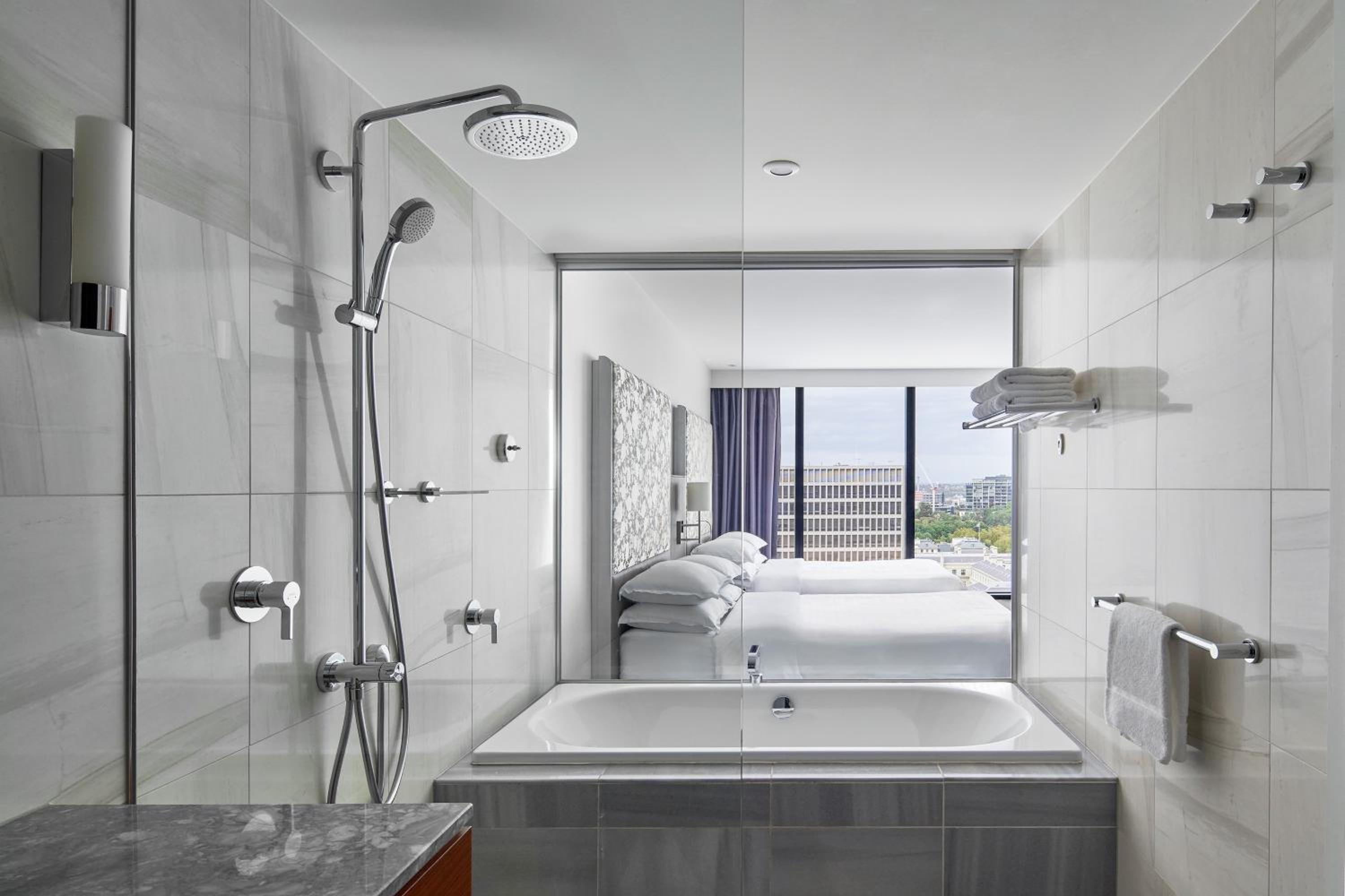Superior Room with Two Double Beds and City View