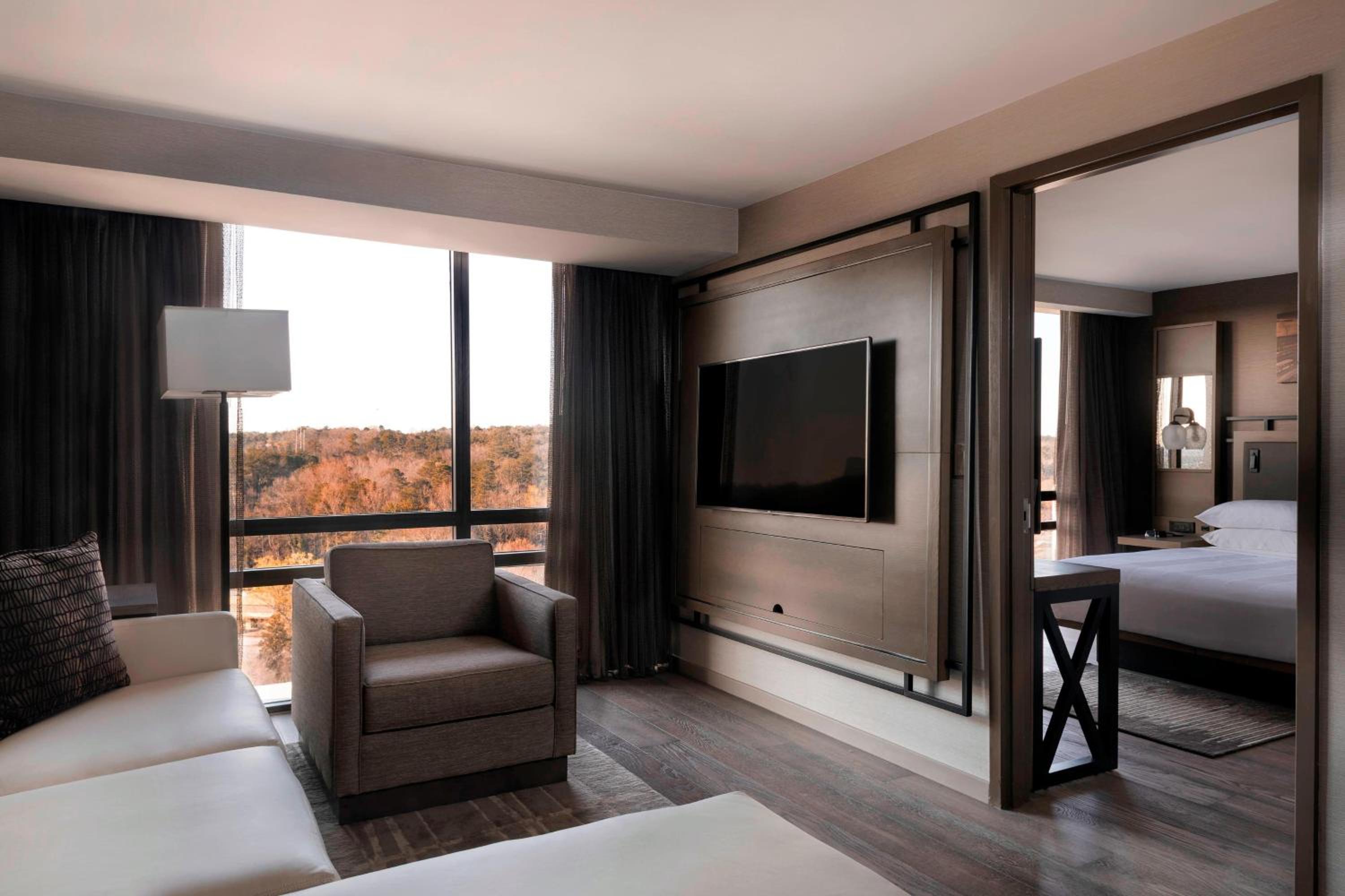 Executive King, Guest room, 1 King photo 1