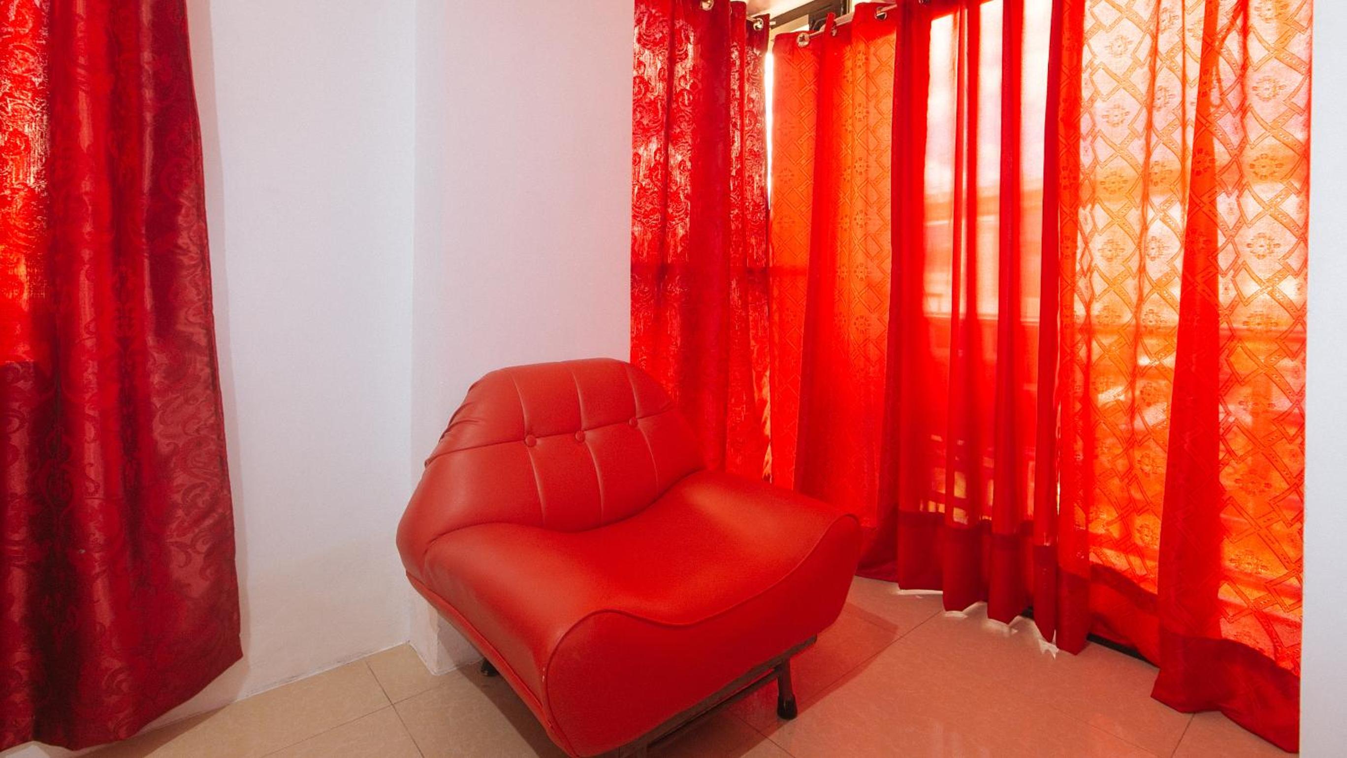 Deluxe Room - Photo 13
