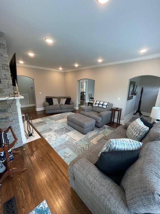 Three-Bedroom House photo 1