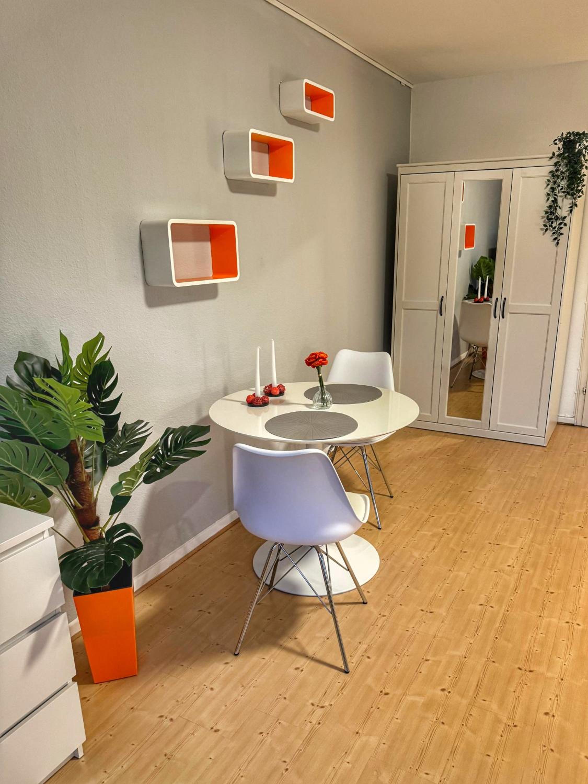 One-Bedroom Apartment - Photo 13
