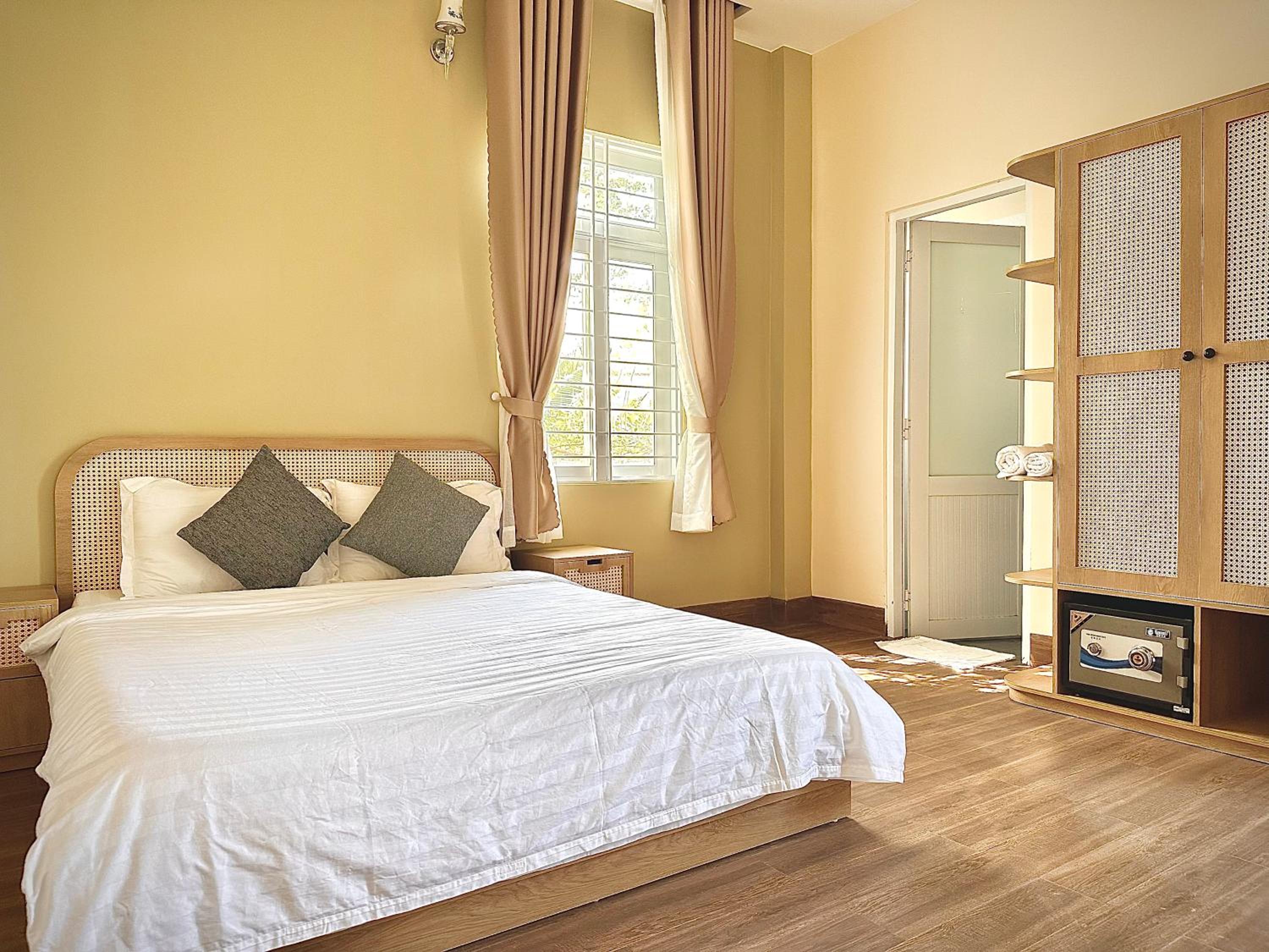 Deluxe Double Room photo 2