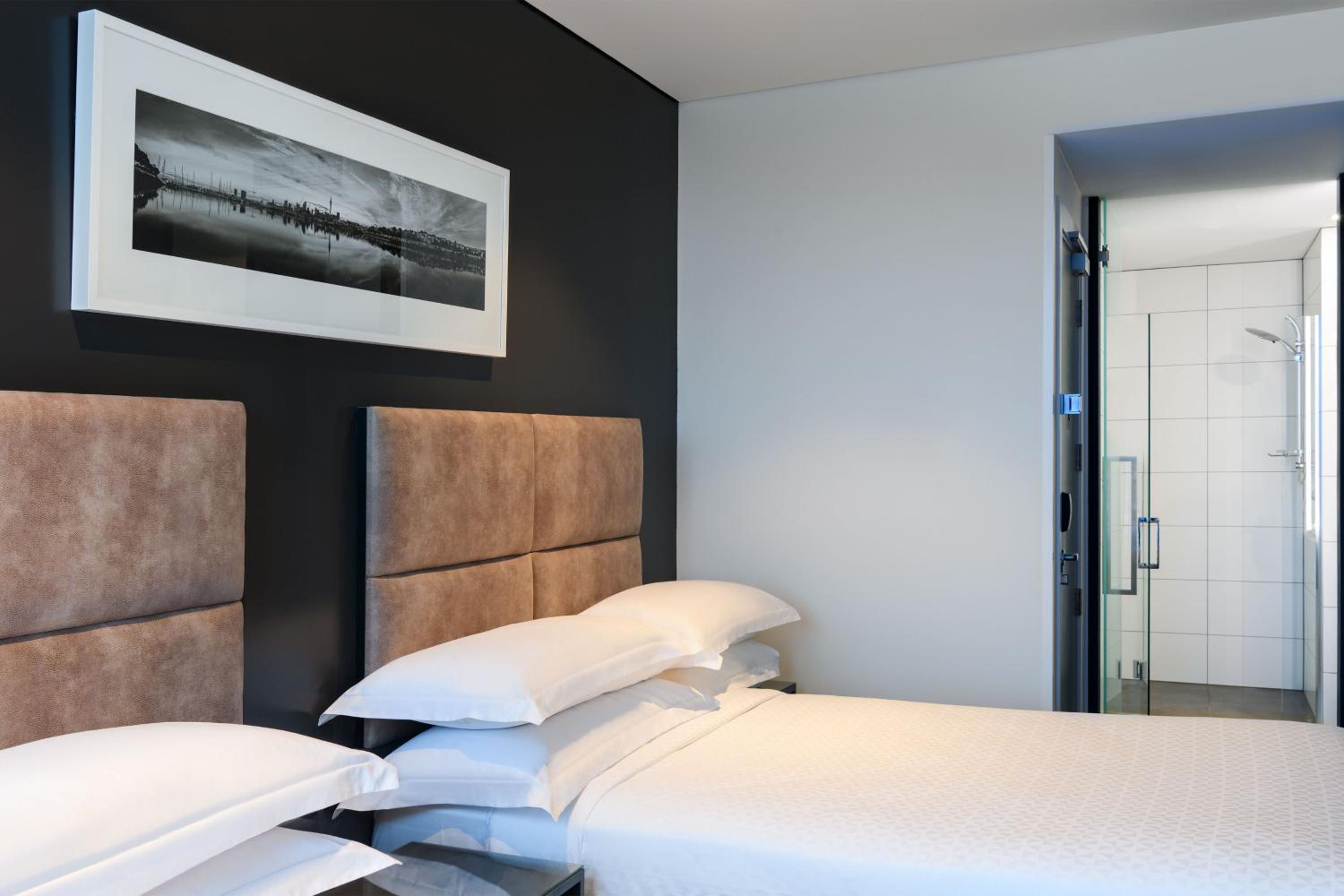 Superior Room with Two Double Beds photo 2