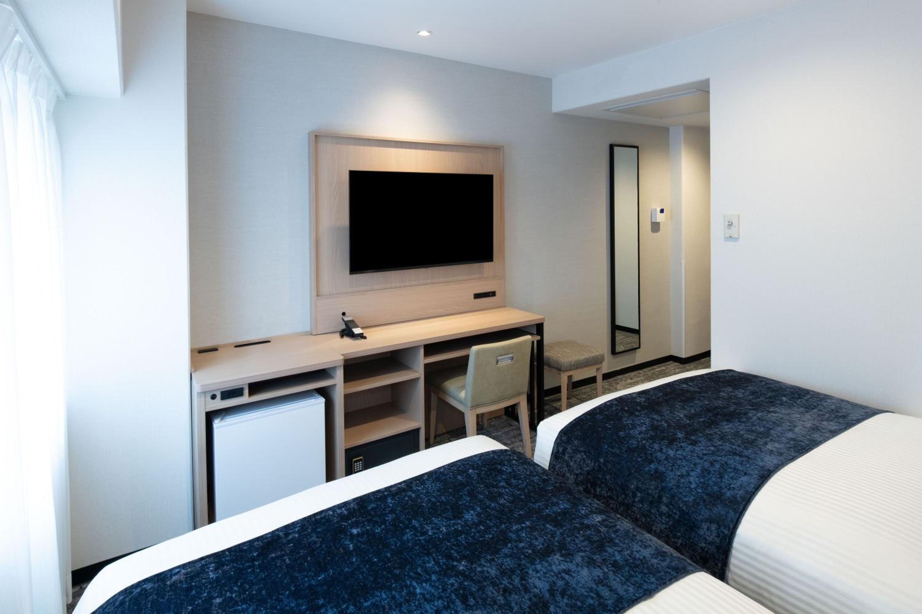 Standard Twin Room photo 2
