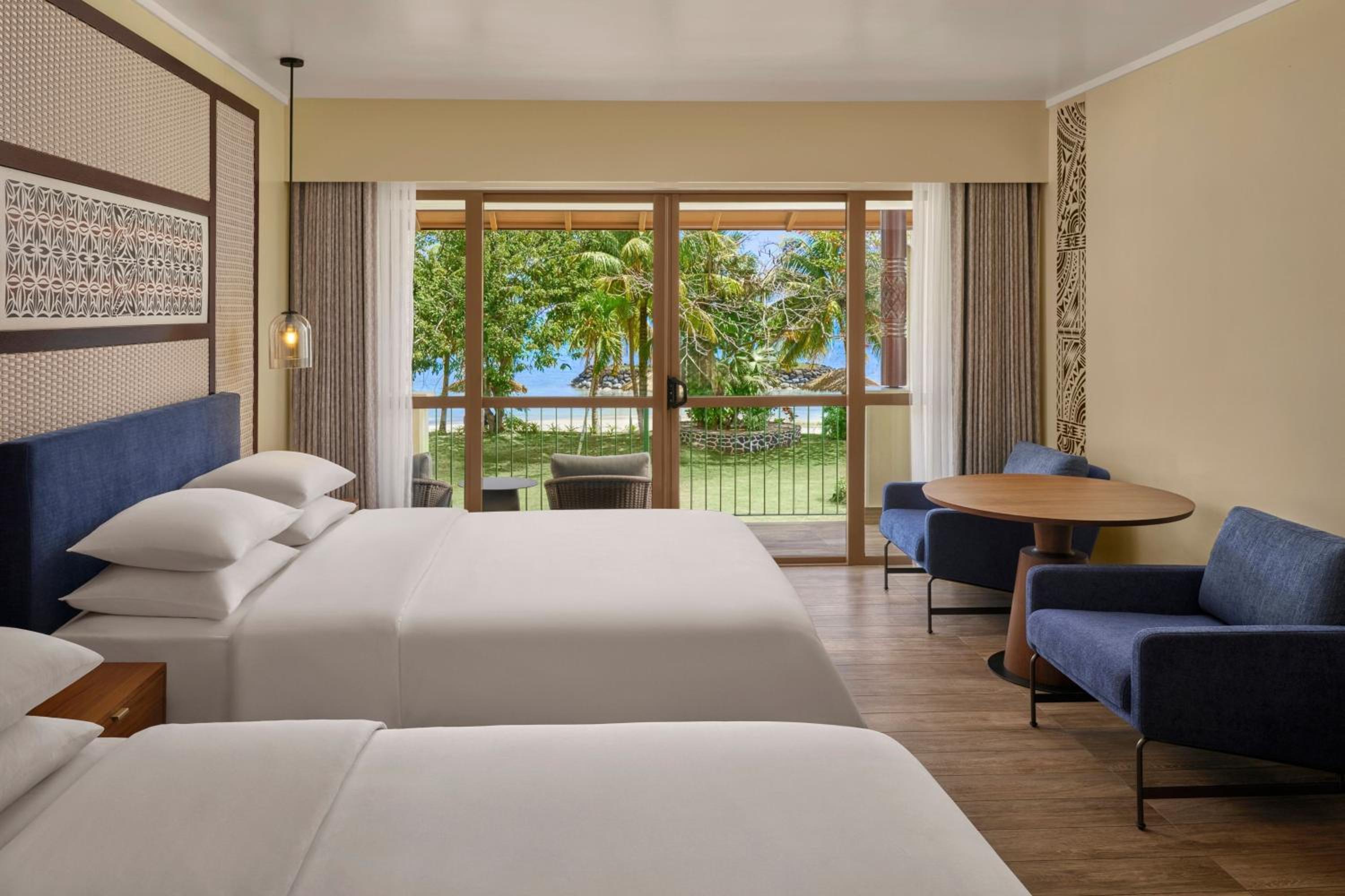 Two Queen Room with Oceanfront View photo 2