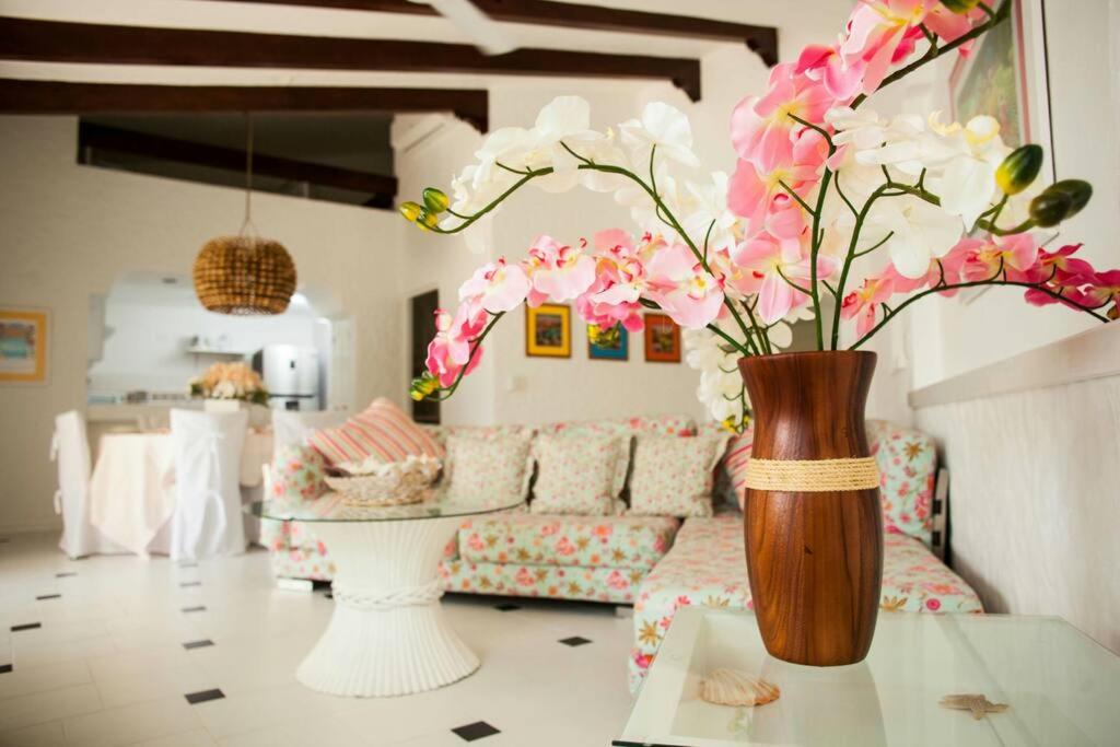 Three-Bedroom Villa photo 1