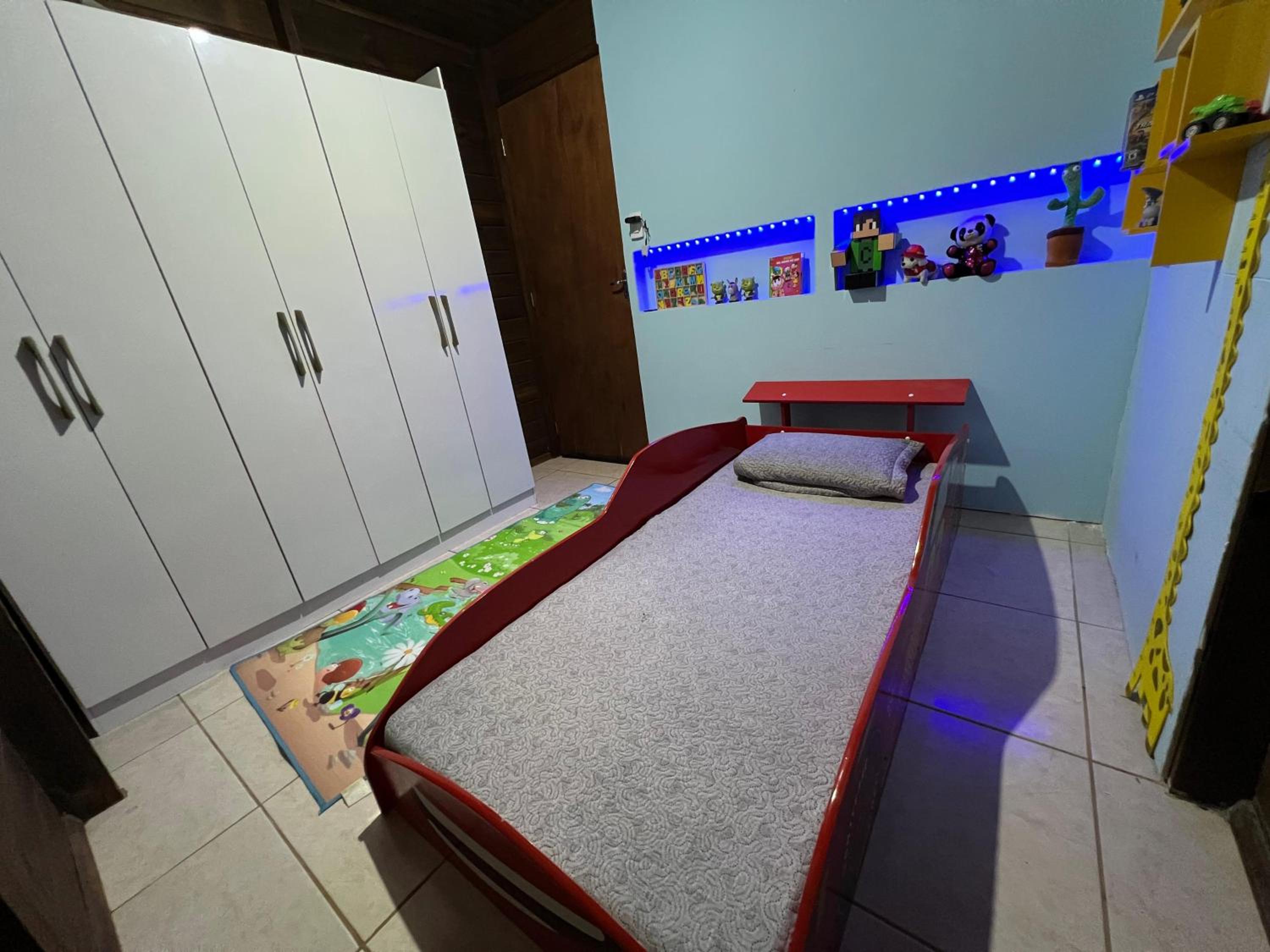 Two-Bedroom House photo 2