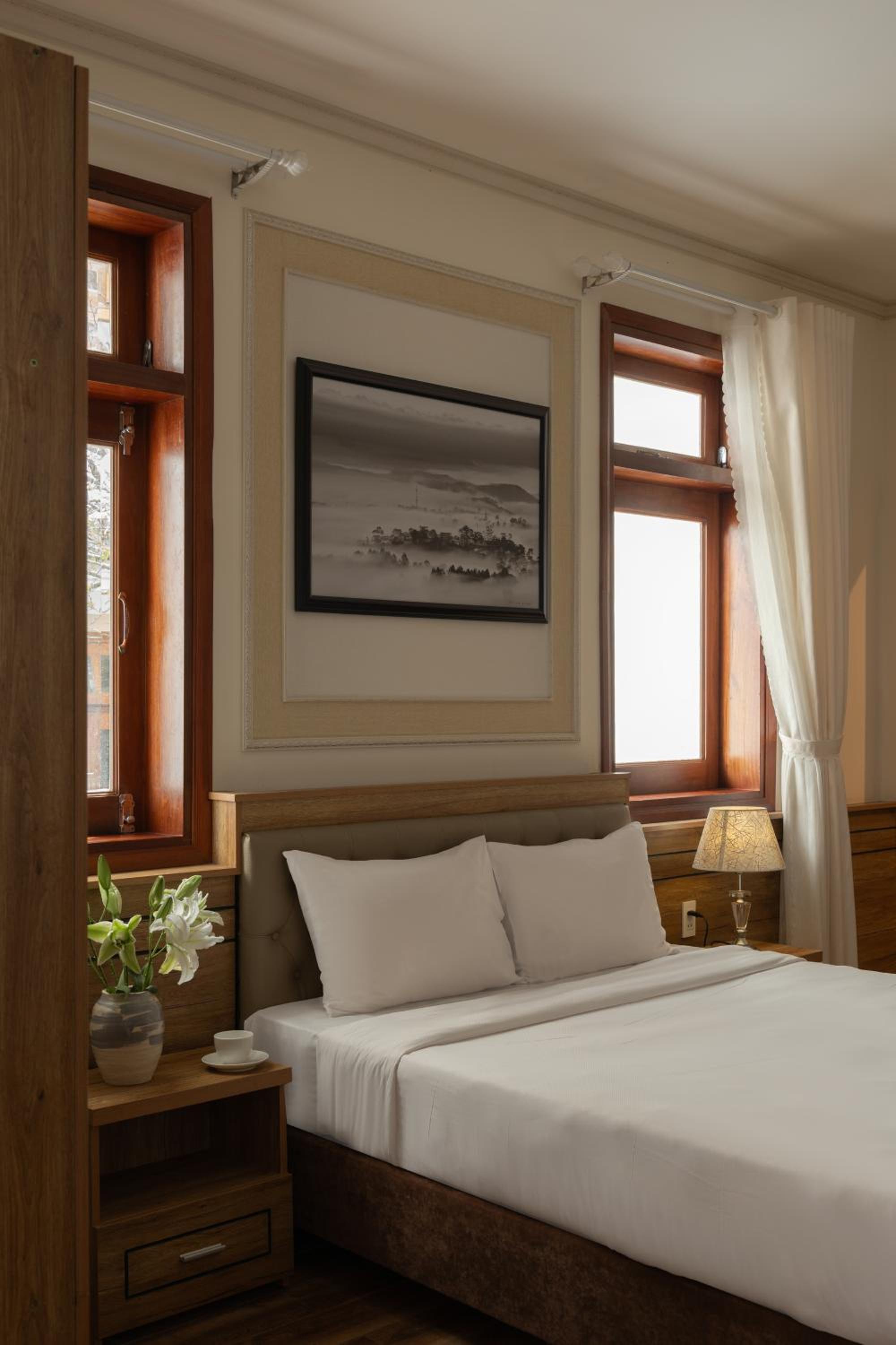 Standard Double Room - Photo 13