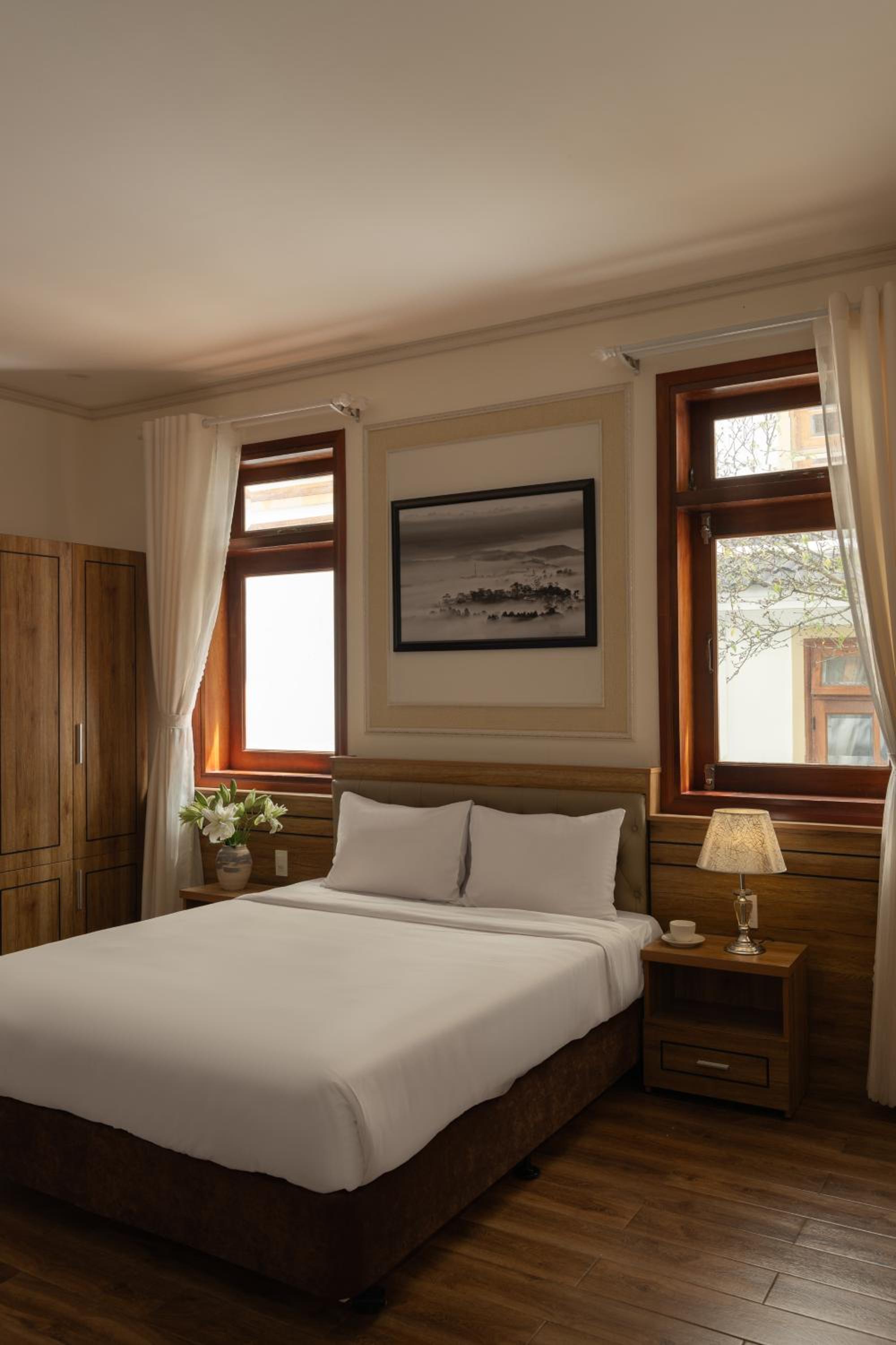 Standard Double Room - Photo 12