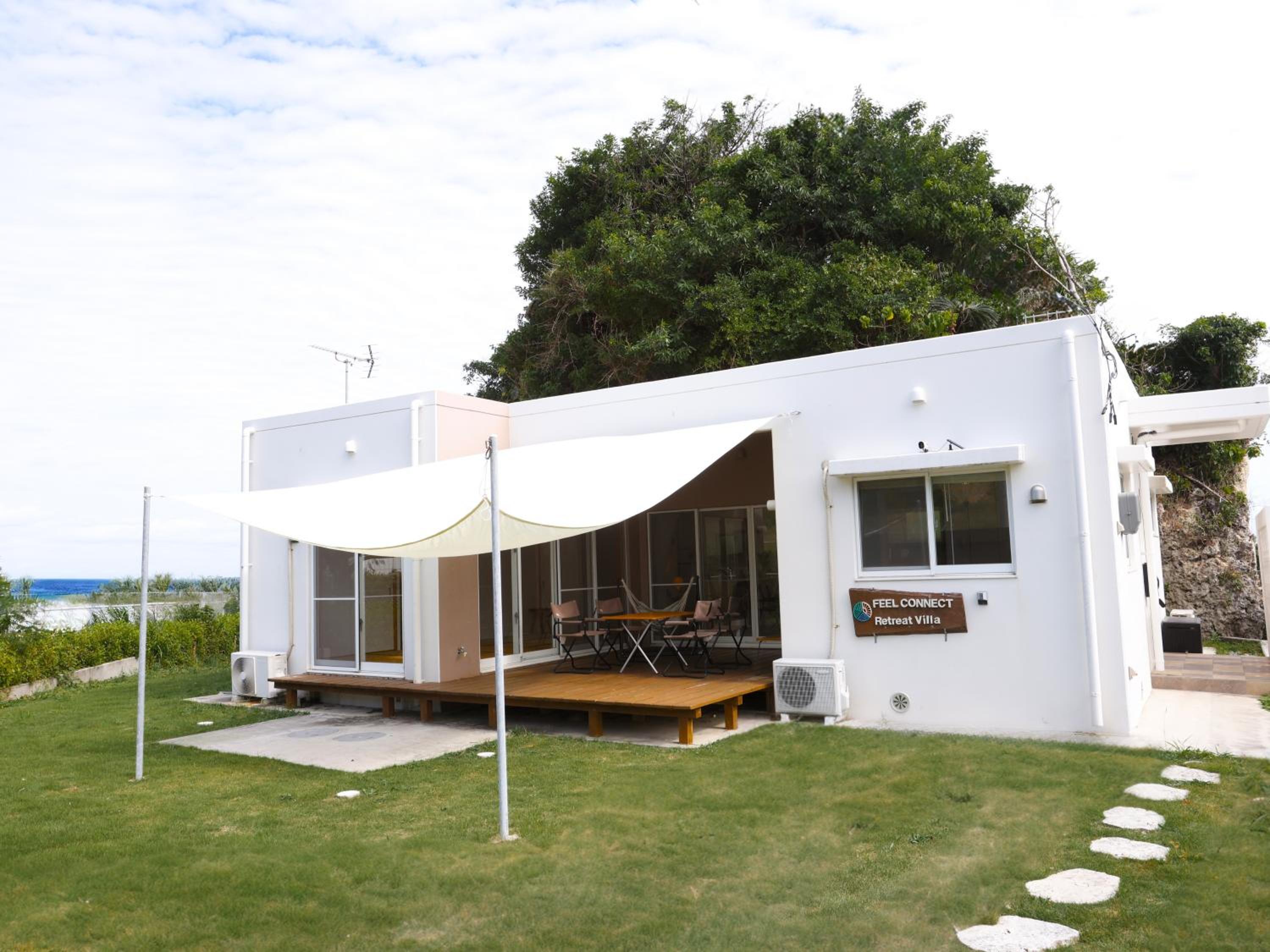 Villa photo 2
