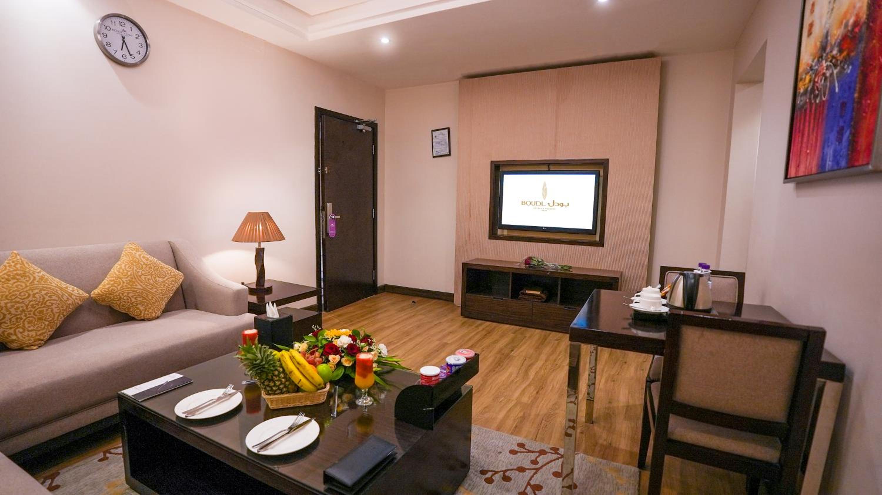 Two-Bedroom Suite - Photo 6