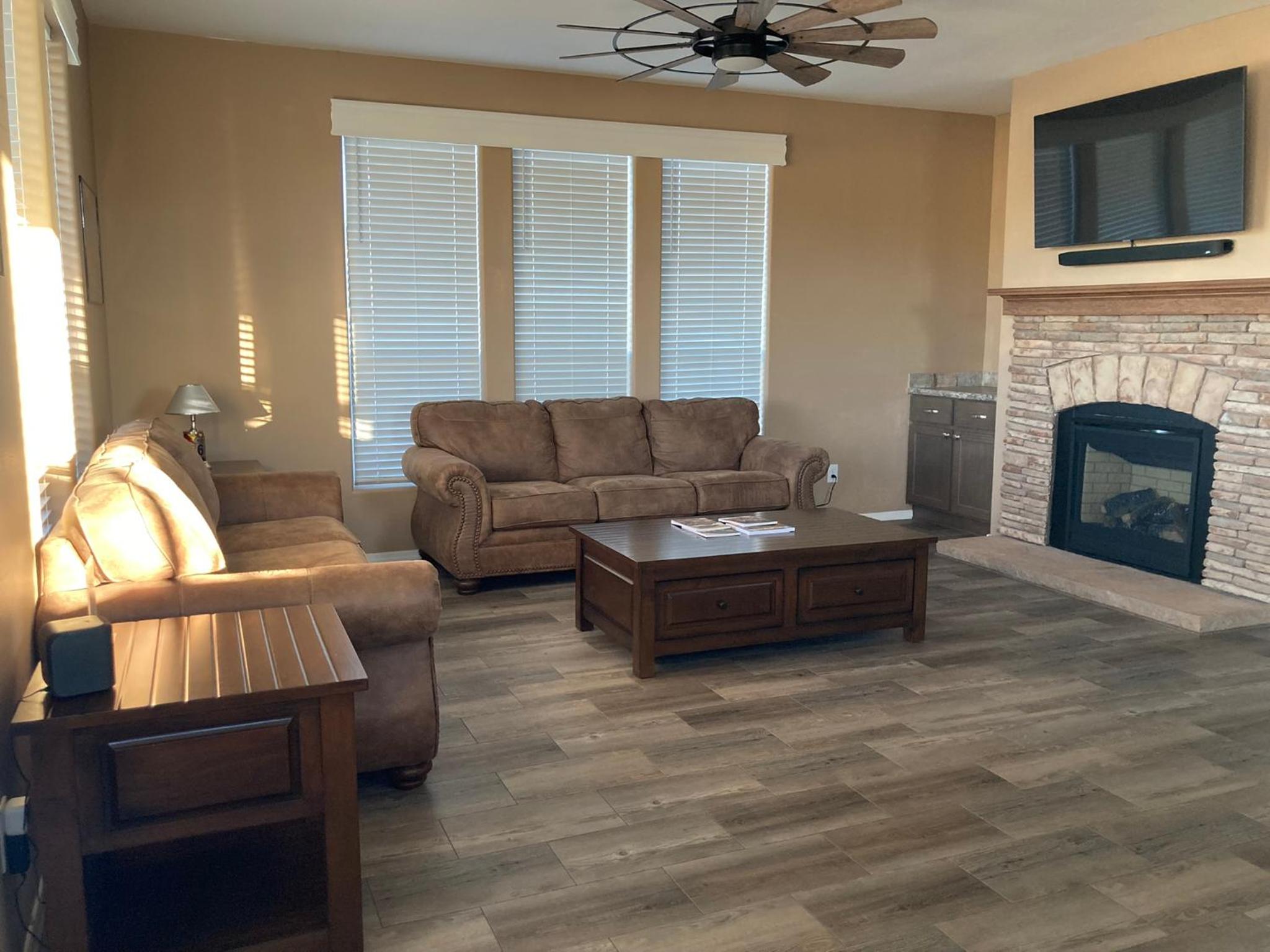 Three-Bedroom House photo 2