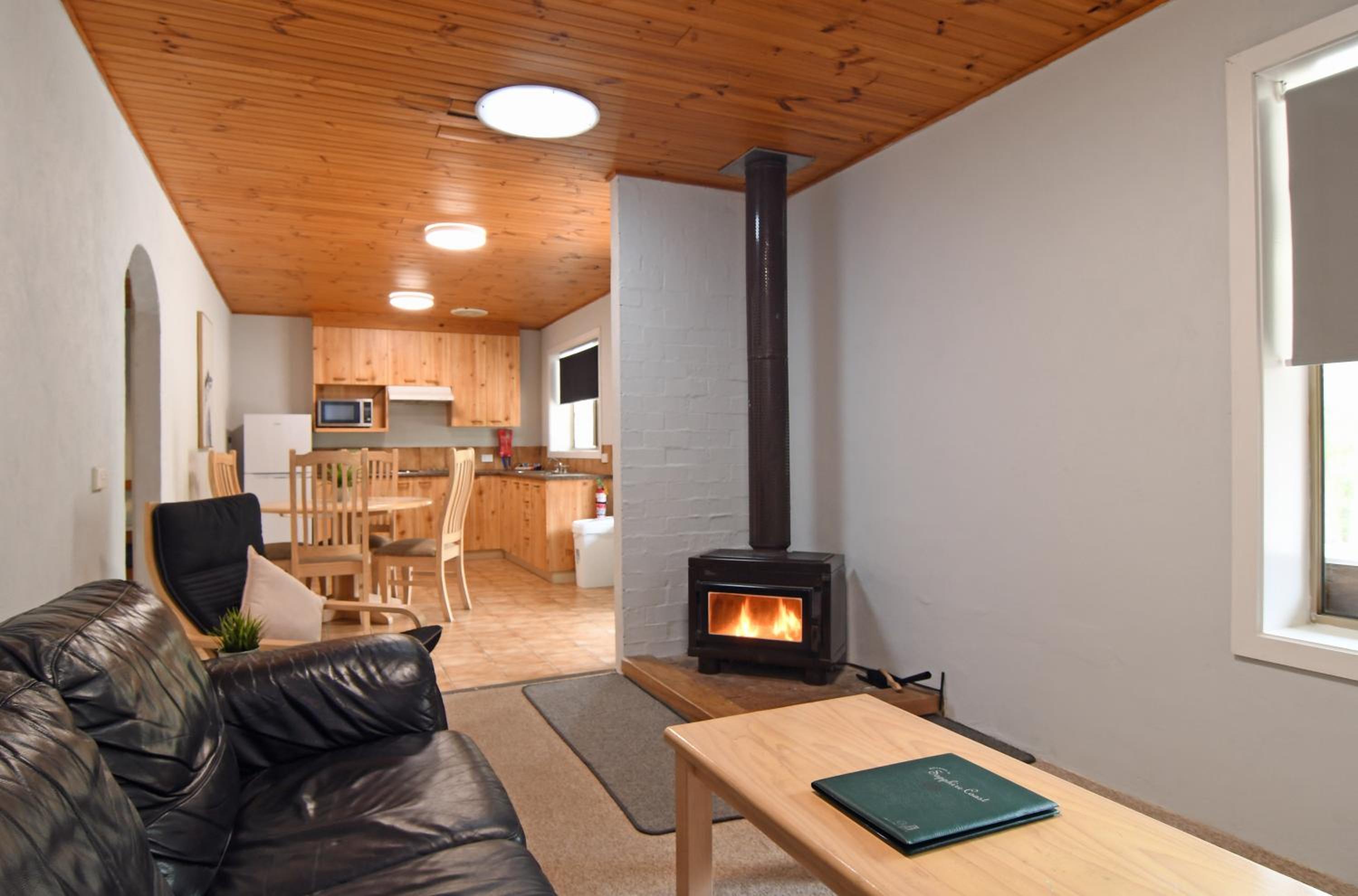 Standard Cottage (6 Guests)
