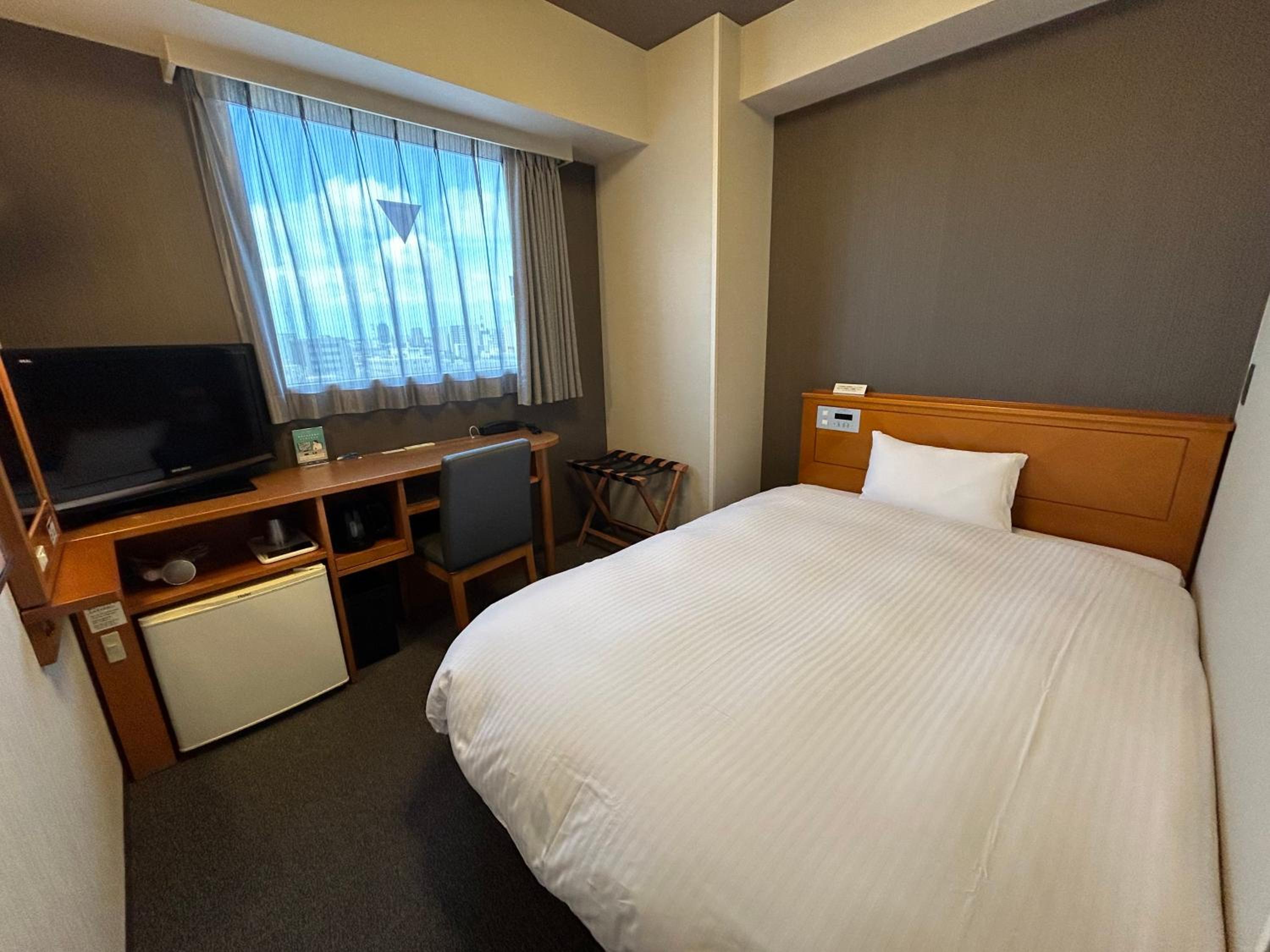 Single Room - Smoking - Photo 11