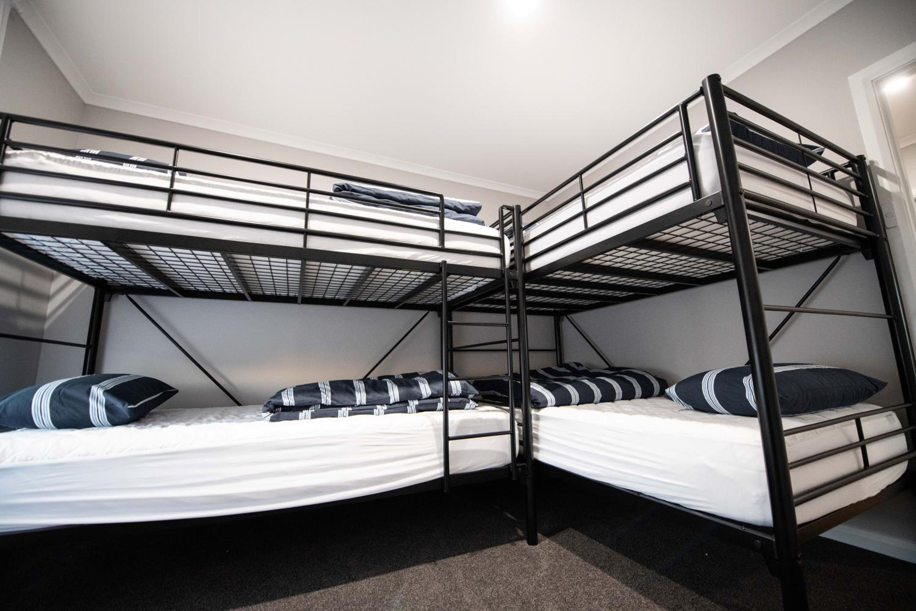 Deluxe Family Suite photo 1