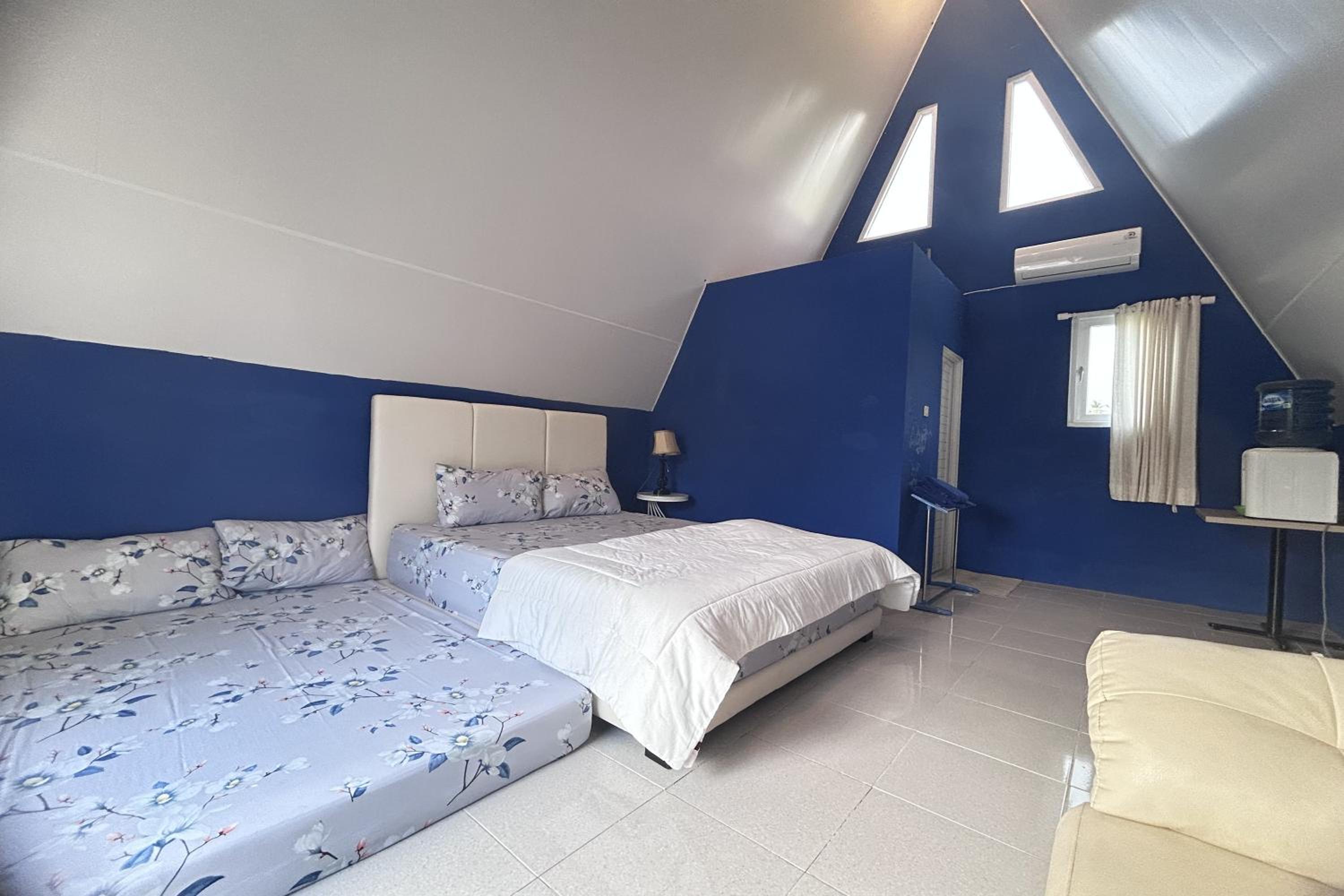 Villa photo 3