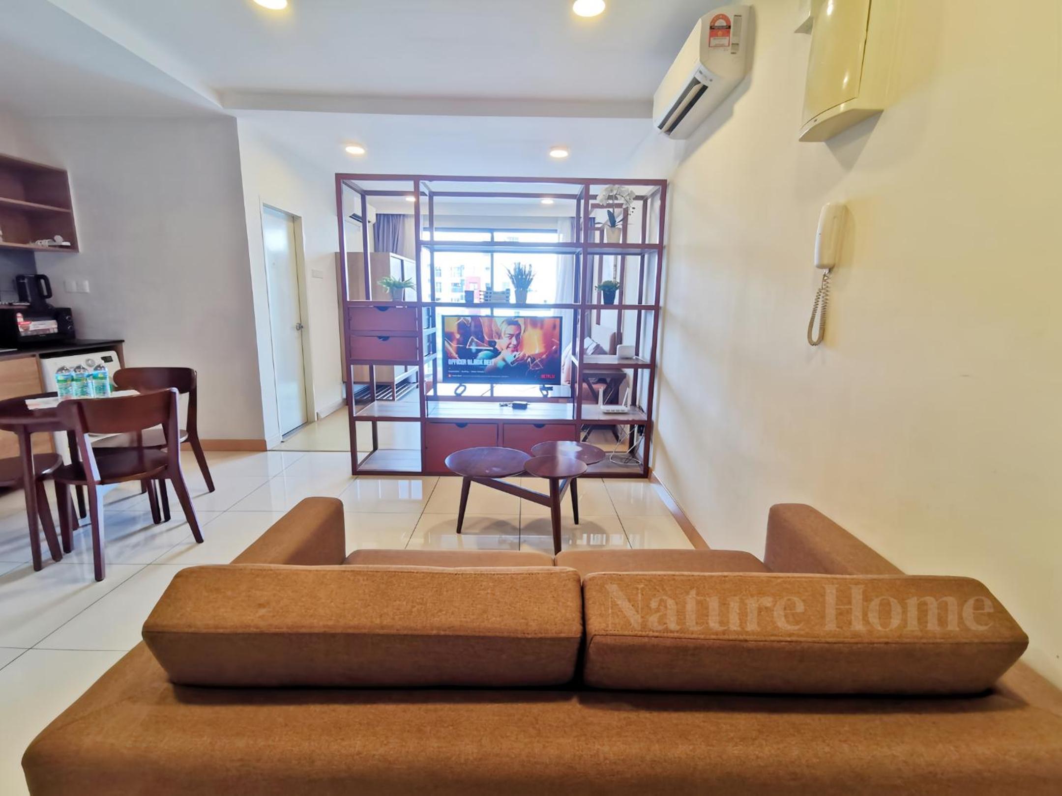 Apartment with Sea View - Photo 15