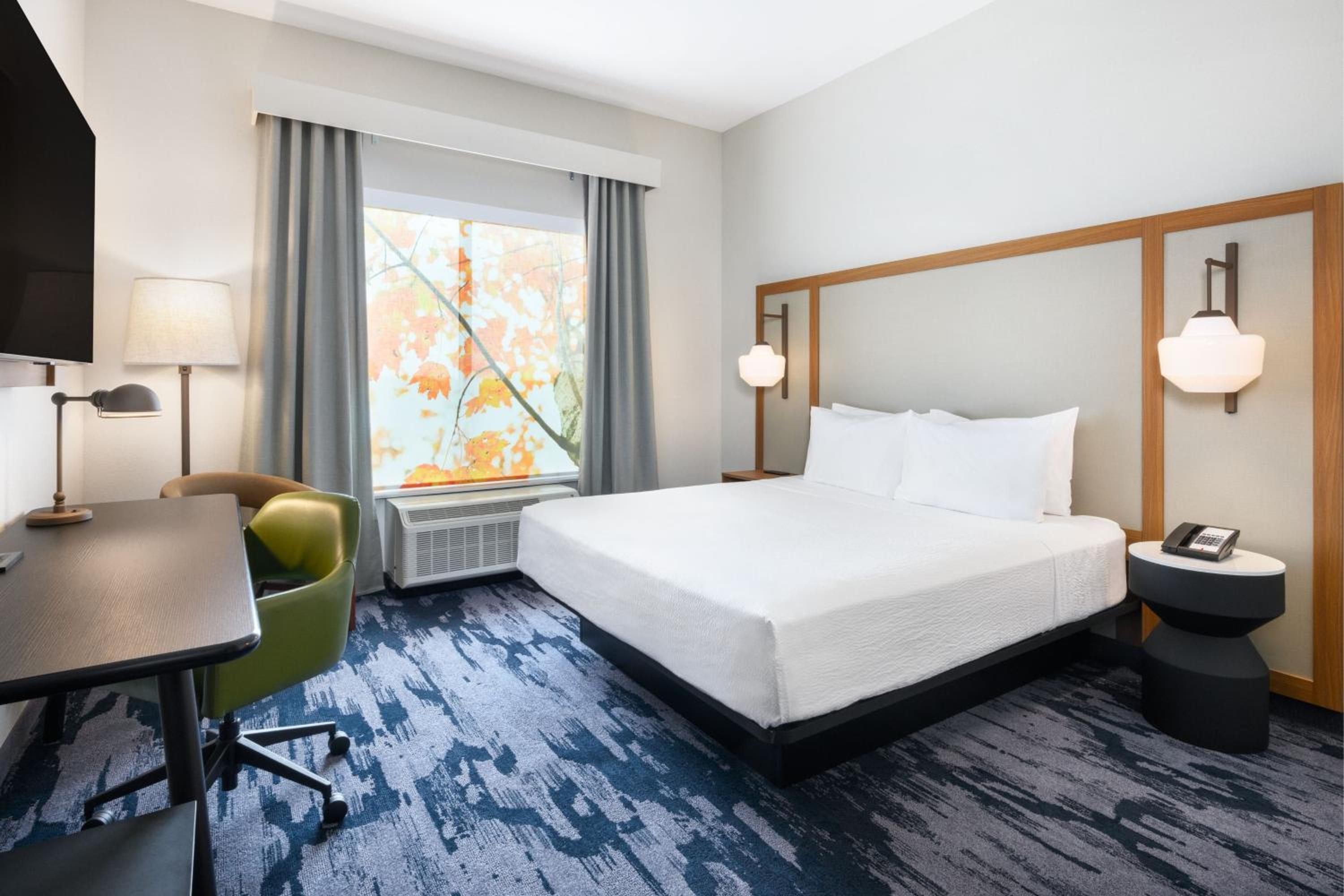 King Room - Hearing Accessible