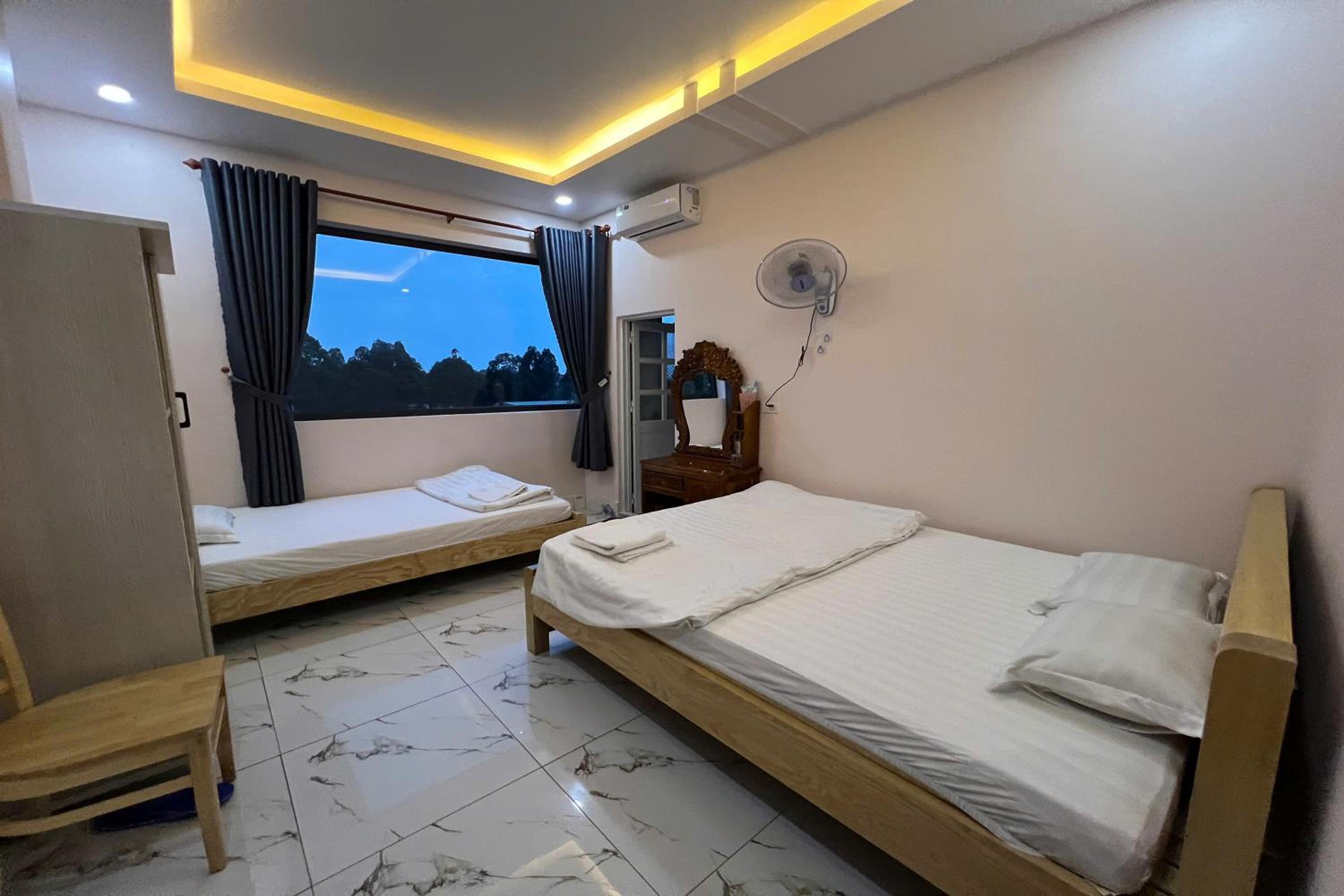 Triple Room - Photo 8