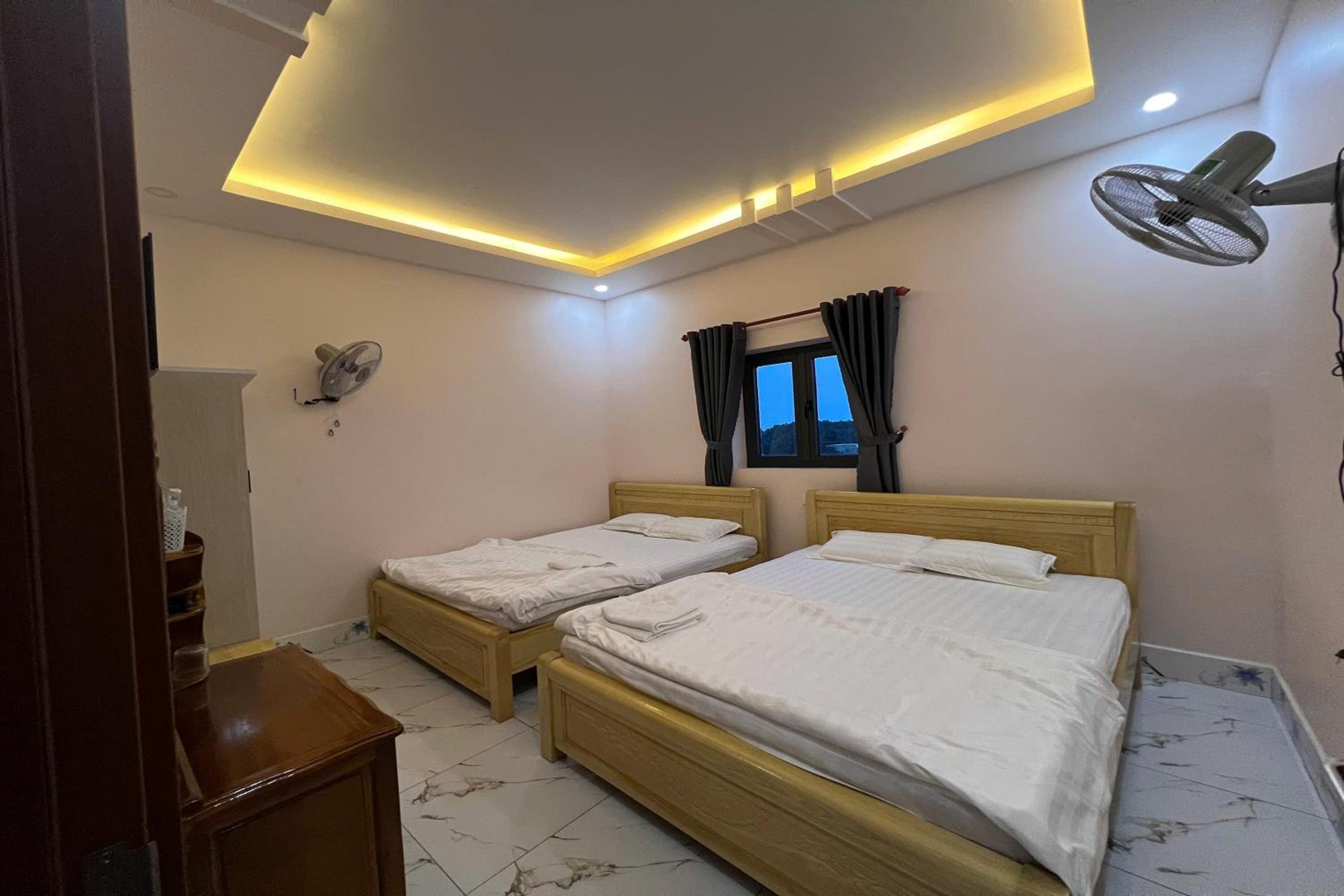 Quadruple Room - Photo 3