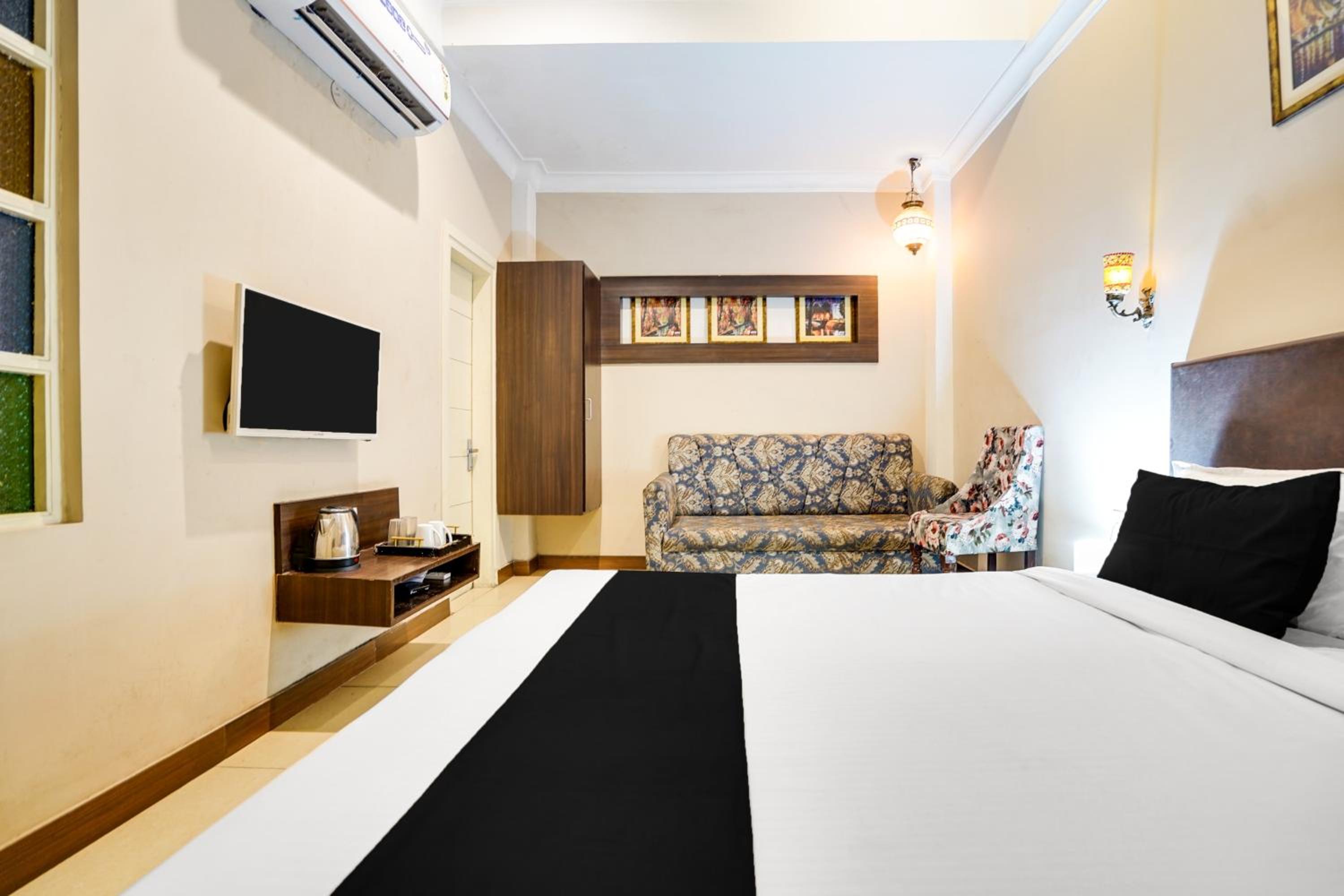 Classic Triple Room - Photo 5