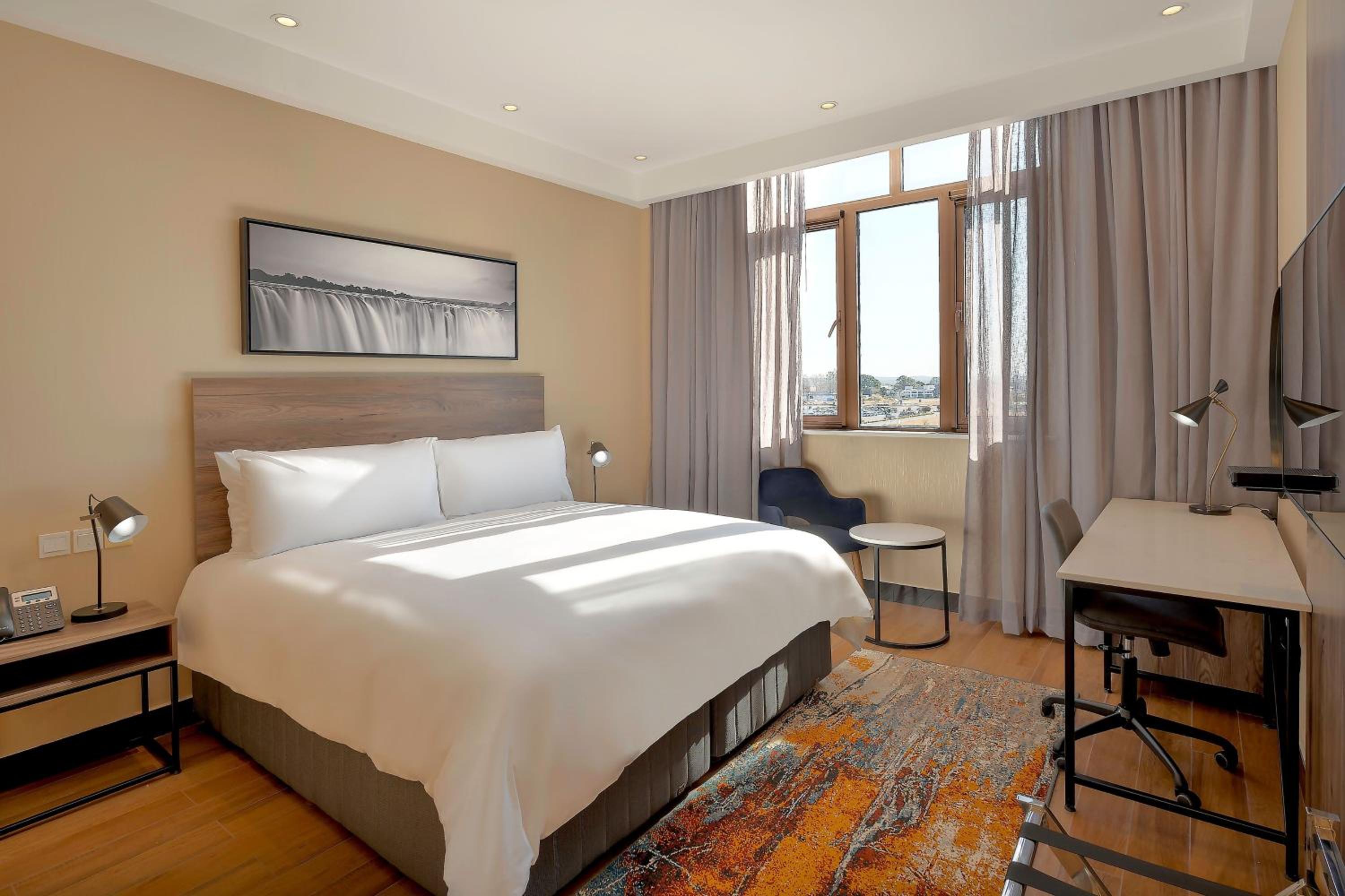 King Room with Garden View - Photo 1