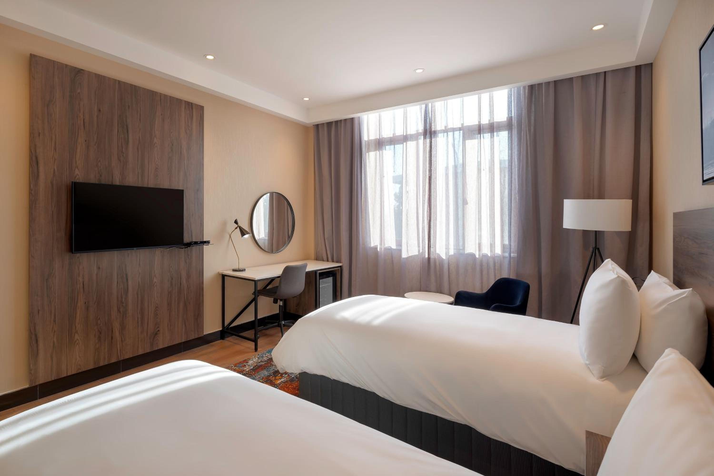 Twin Room with Garden View - Photo 2