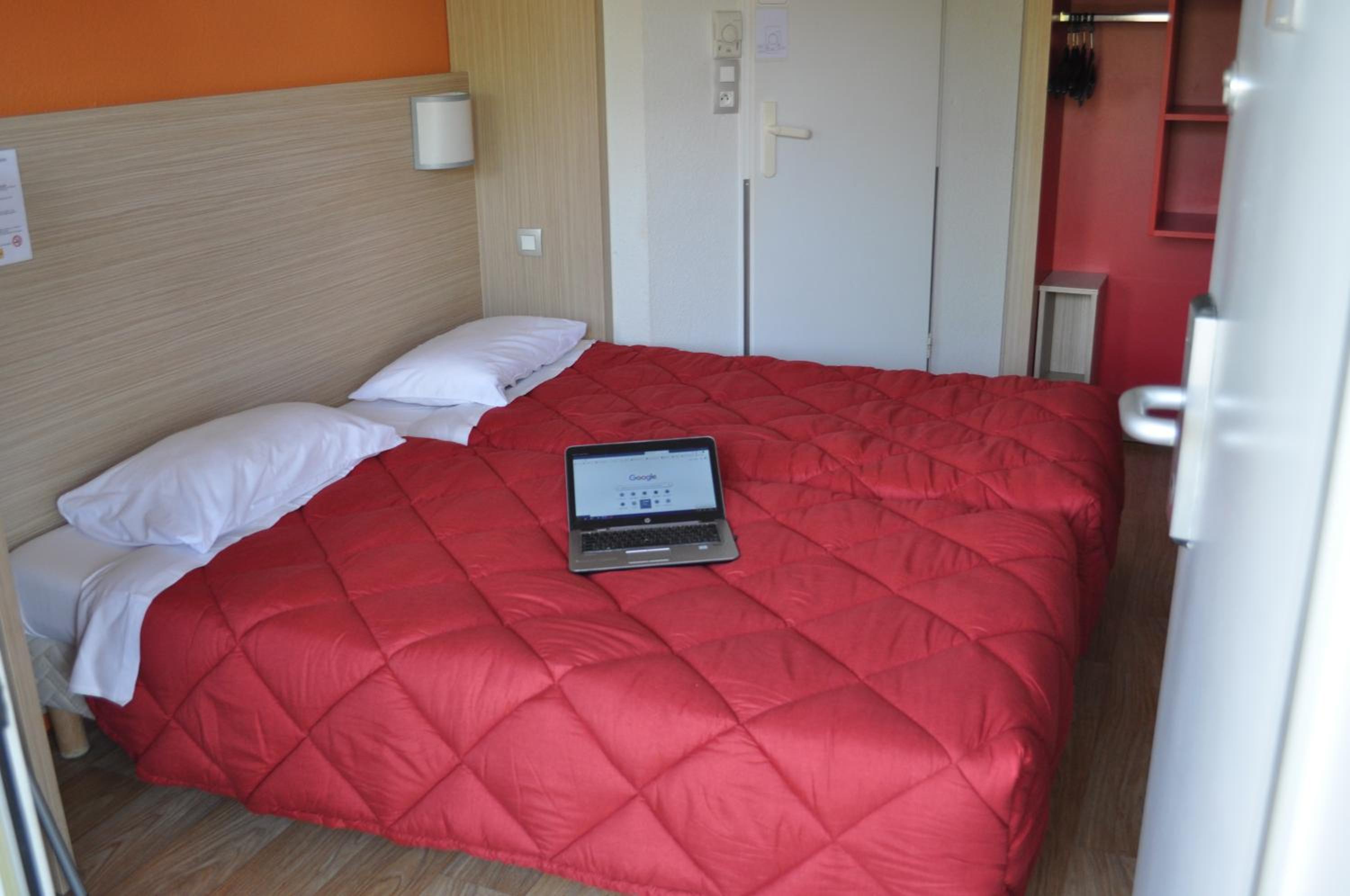 Twin Room - Photo 4