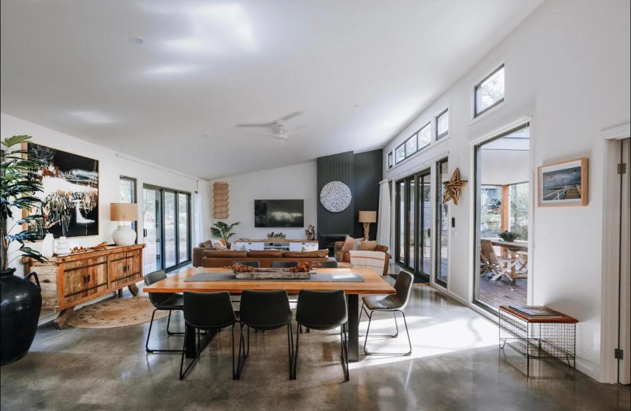 Three-Bedroom Vacation Home  photo 1
