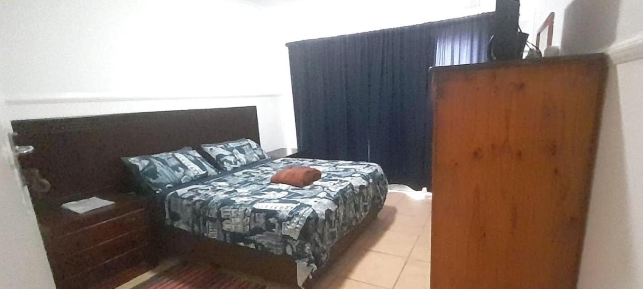 Double Room With Private External Bathroom photo 1