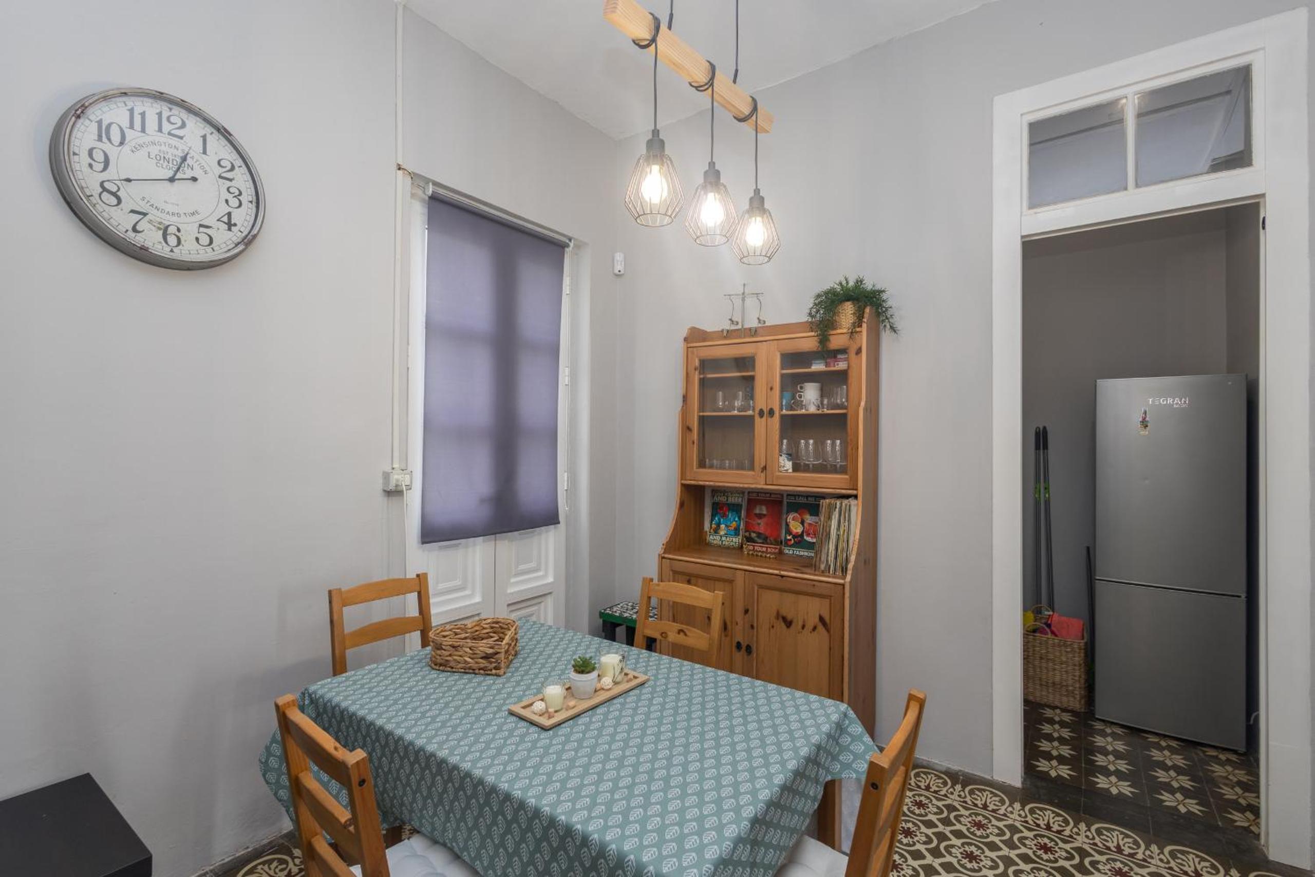 Three-Bedroom House photo 2