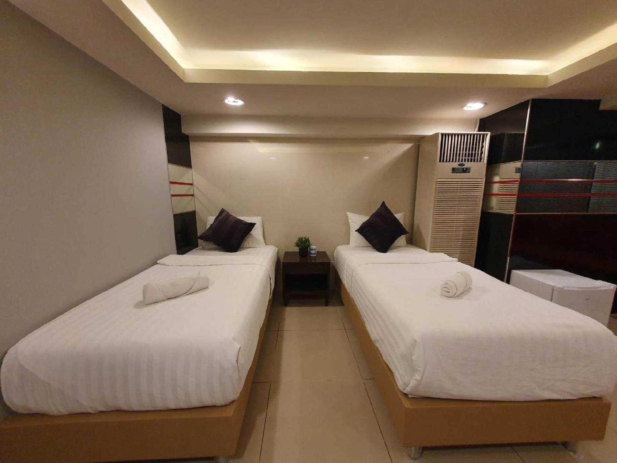 Triple Room with Shared Bathroom photo 3