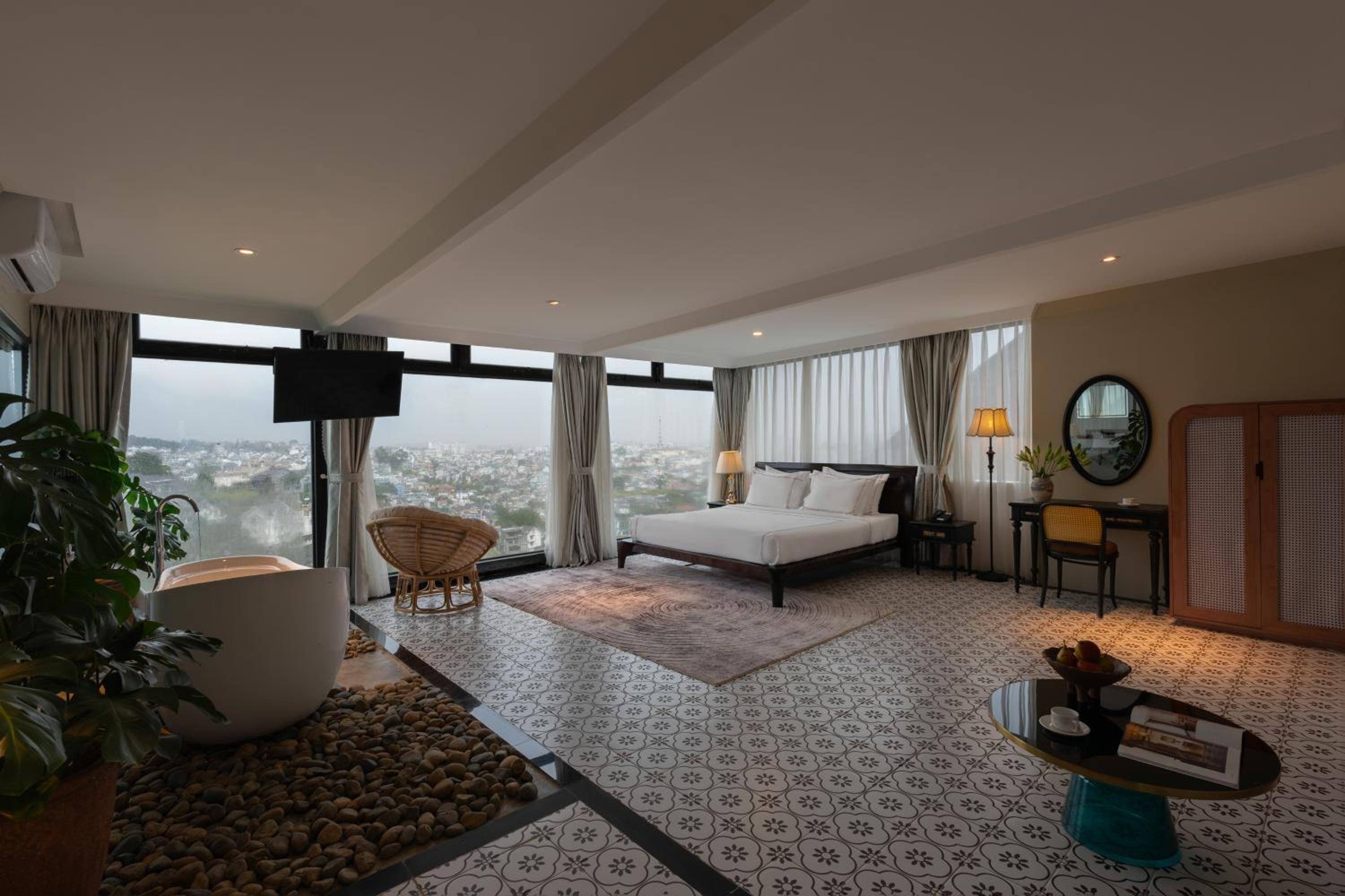 Executive Suite photo 1