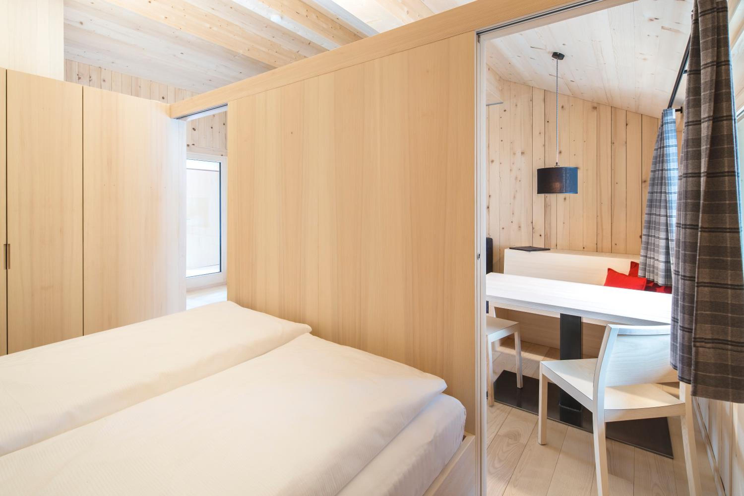 One-Bedroom Standard Apartment