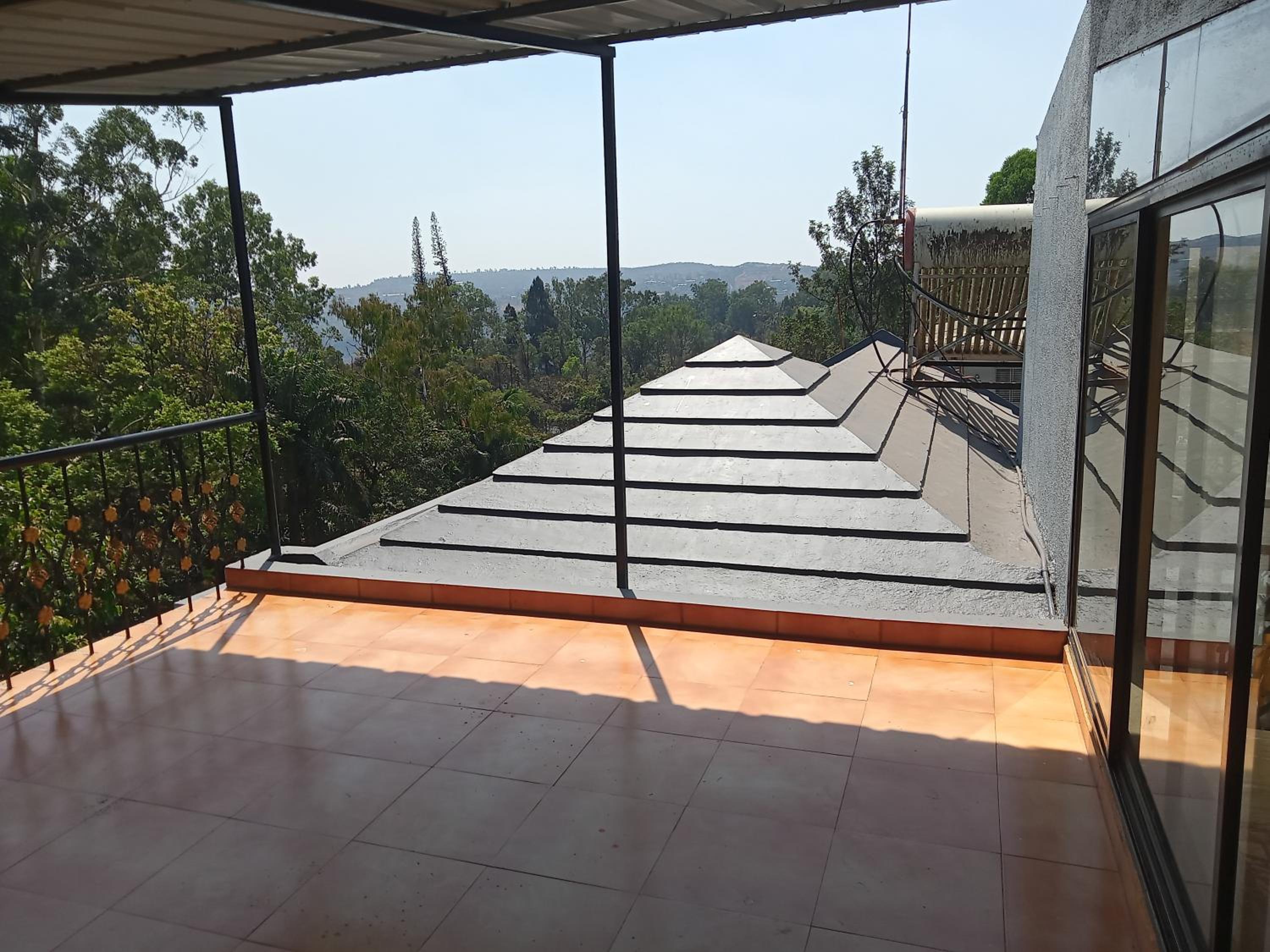 Villa With Private Pool photo 2