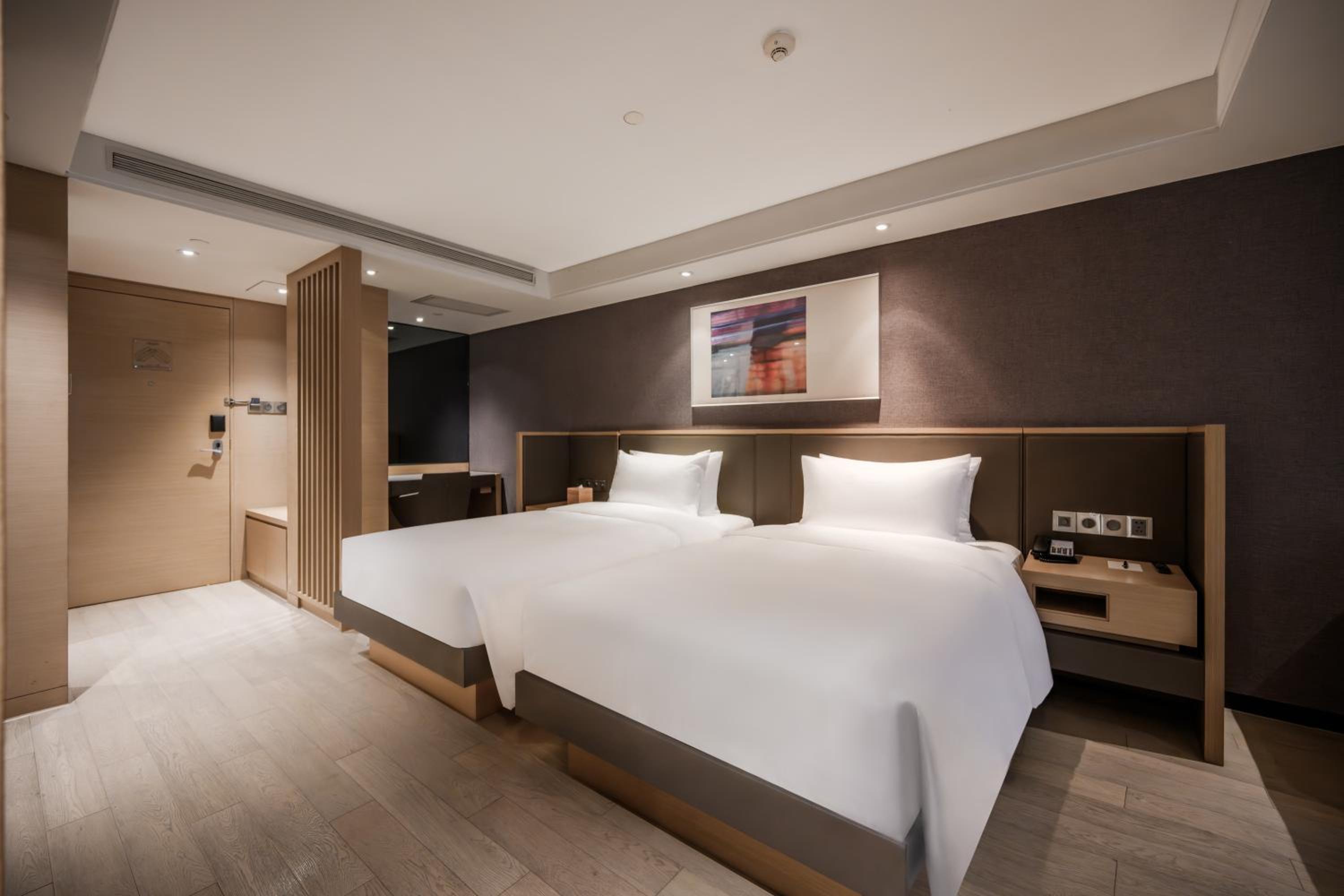 Superior Twin Room photo 3