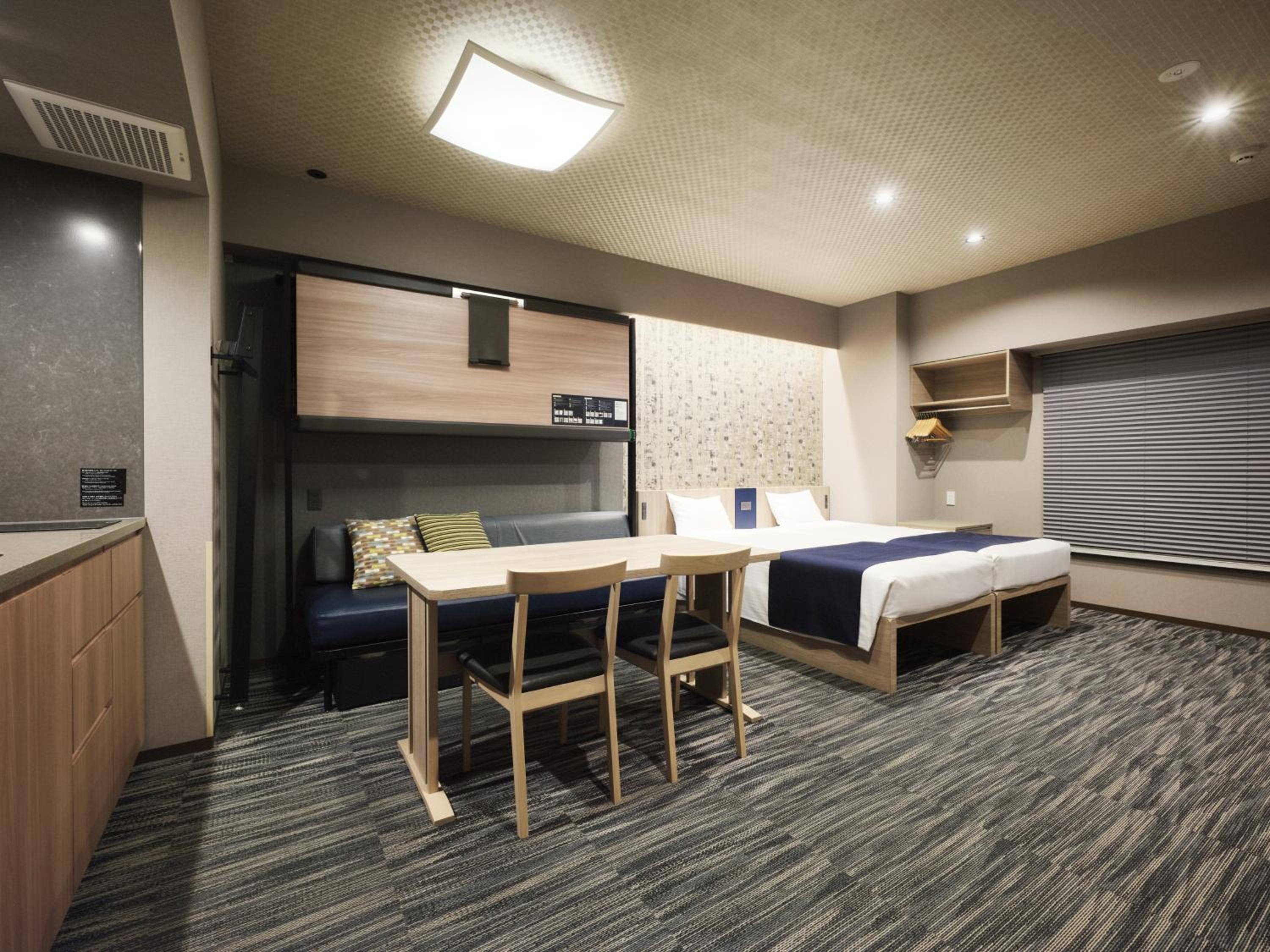 Superior King Room with Washing Machine photo 2
