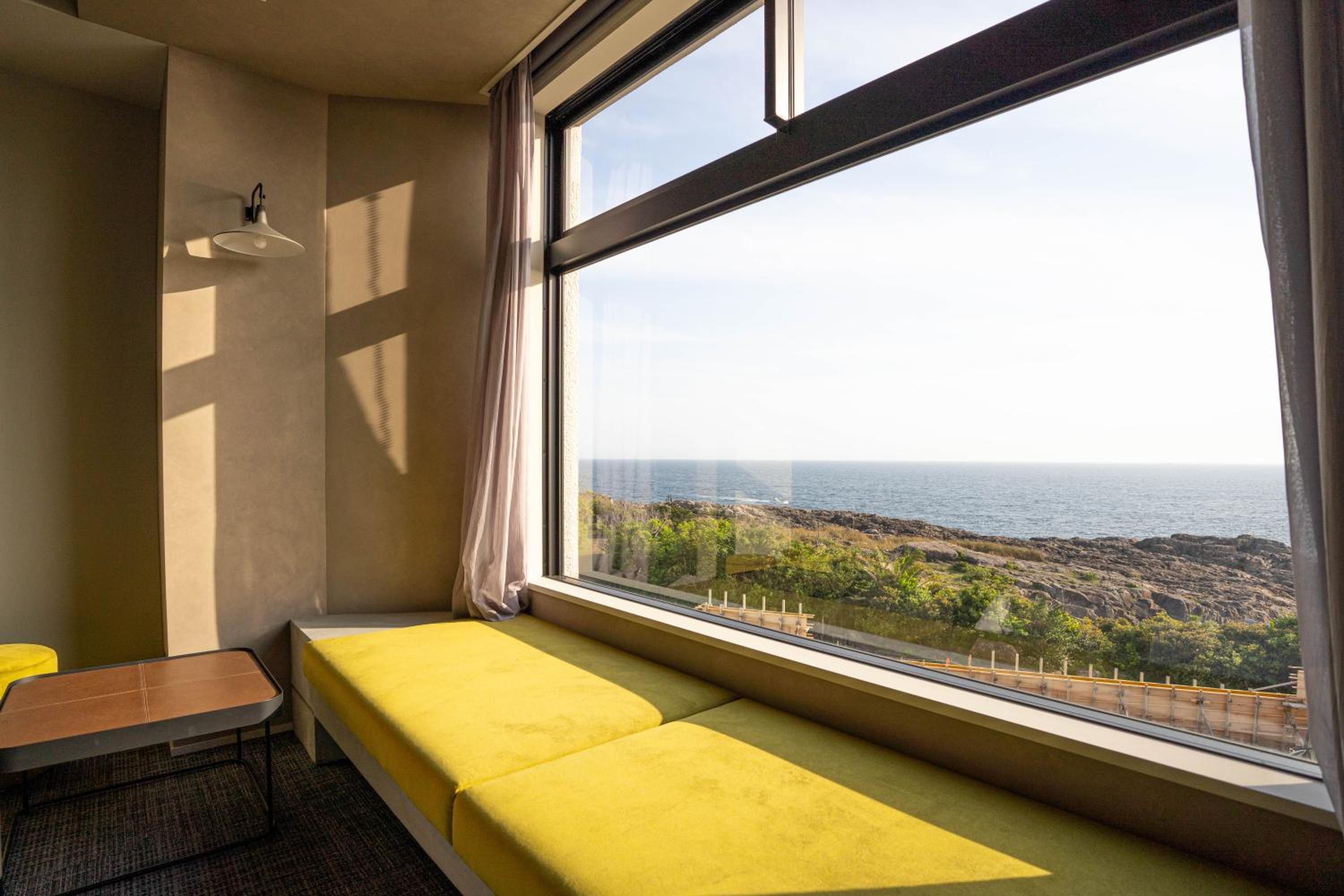 Deluxe Suite With Sea View photo 3