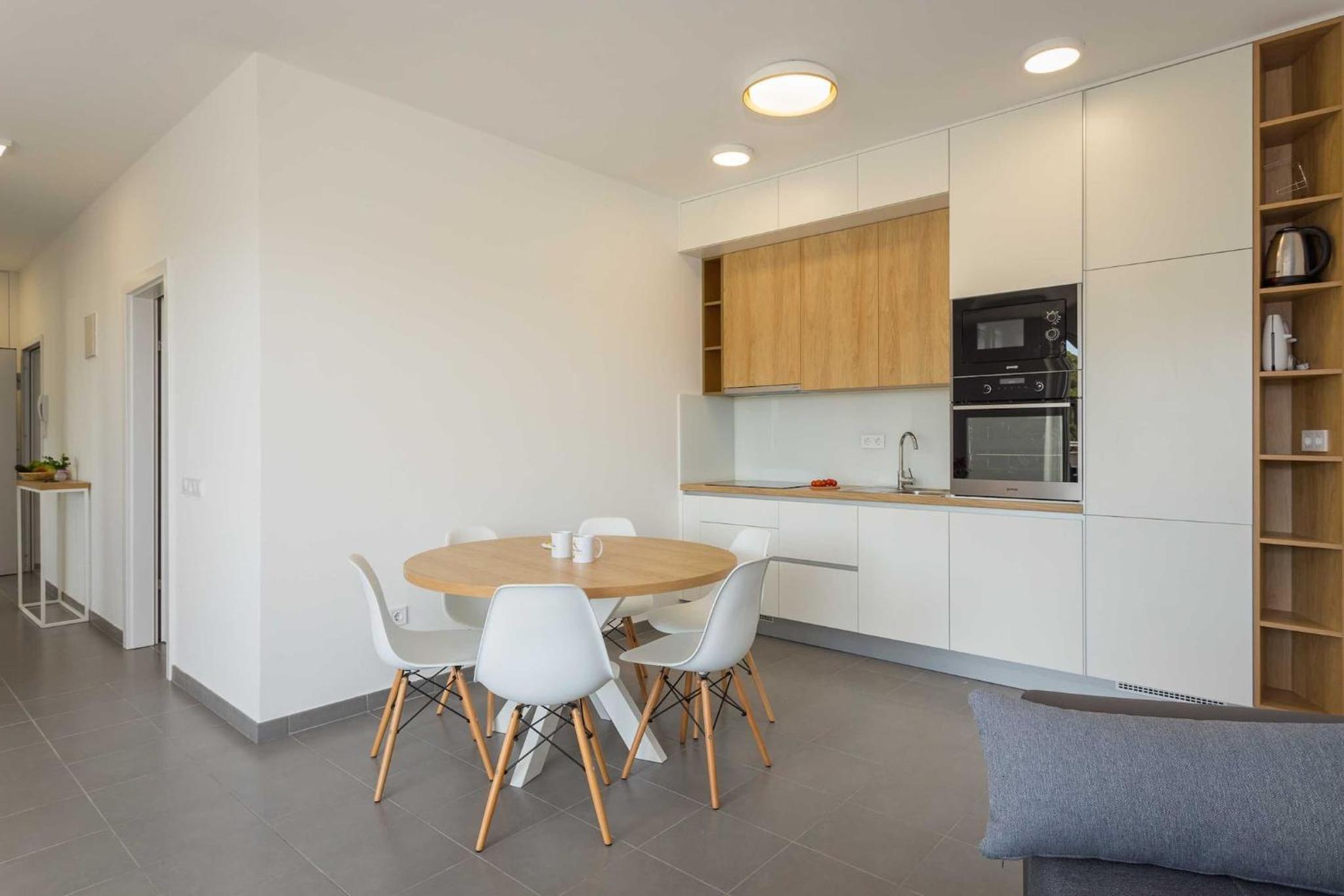 Apartment With Sea View photo 2