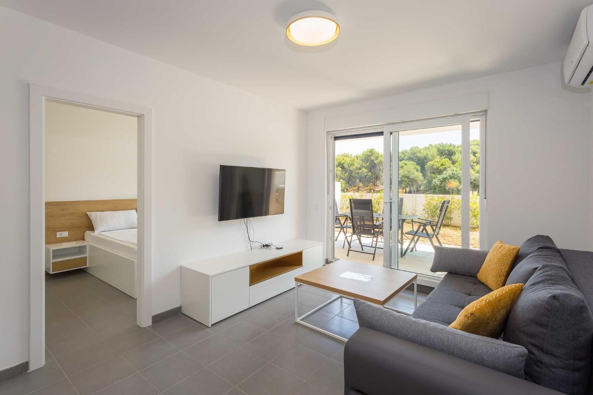 Apartment on Ground Floor photo 1
