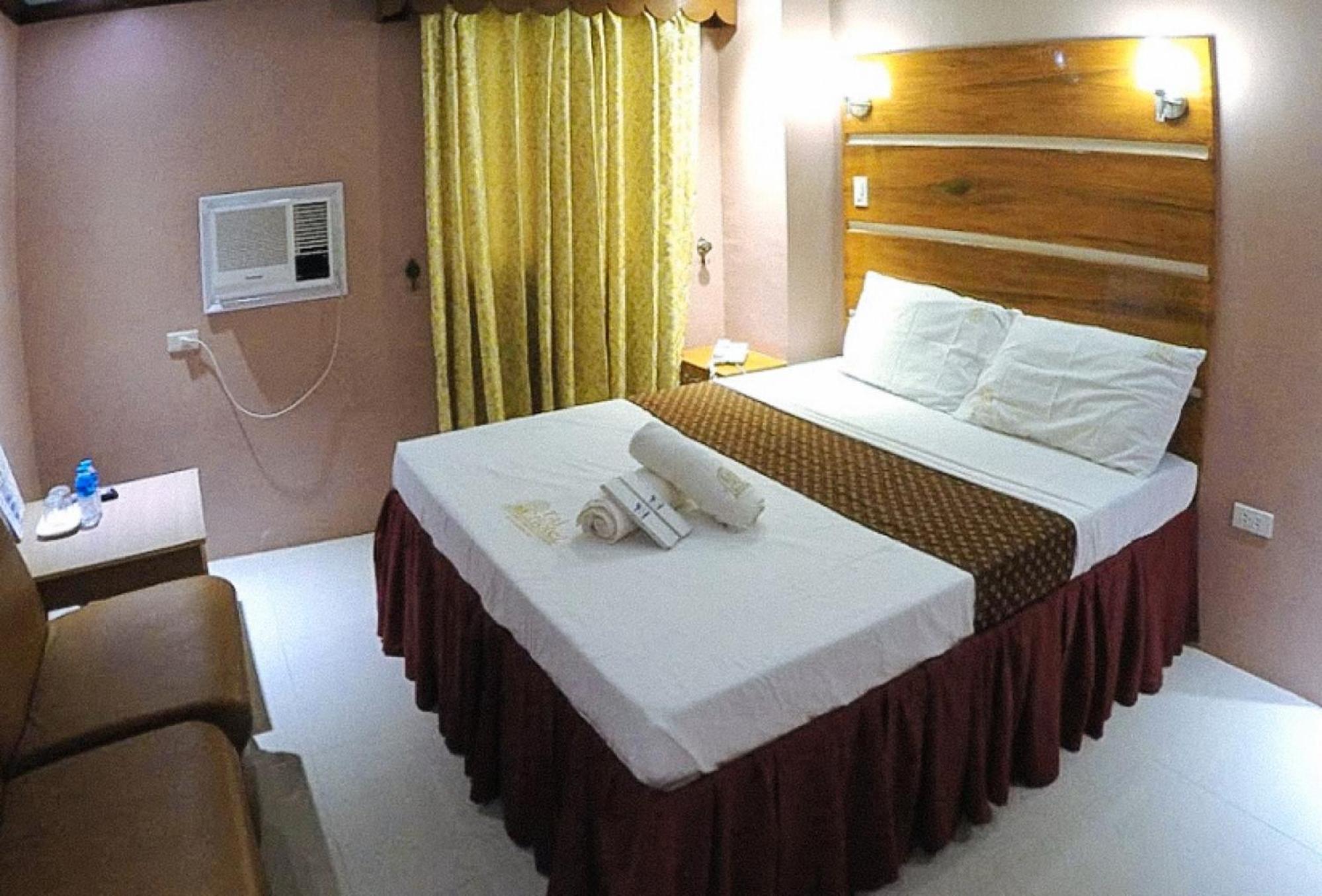 Standard Queen Room photo 1