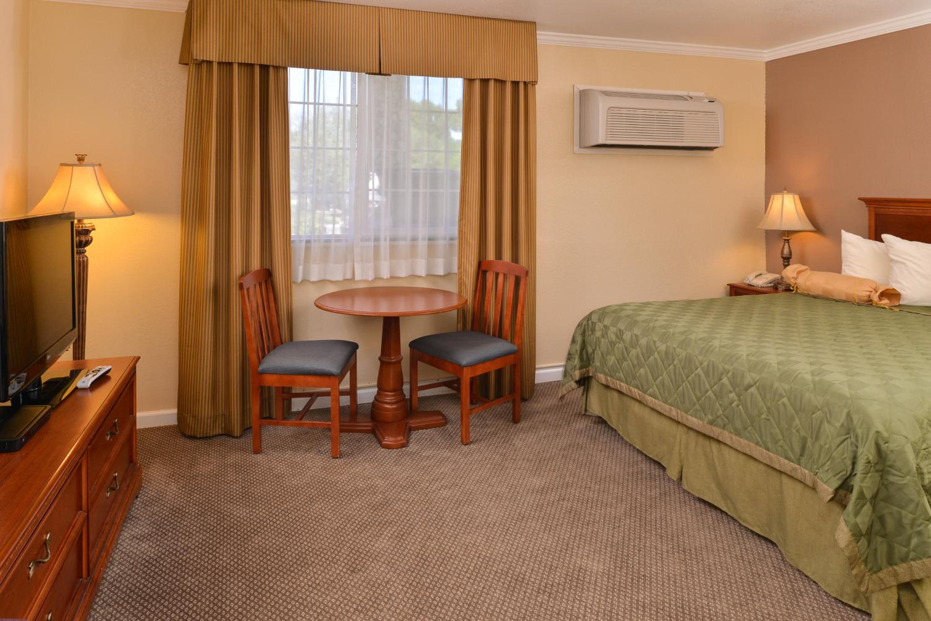 King Suite photo 2