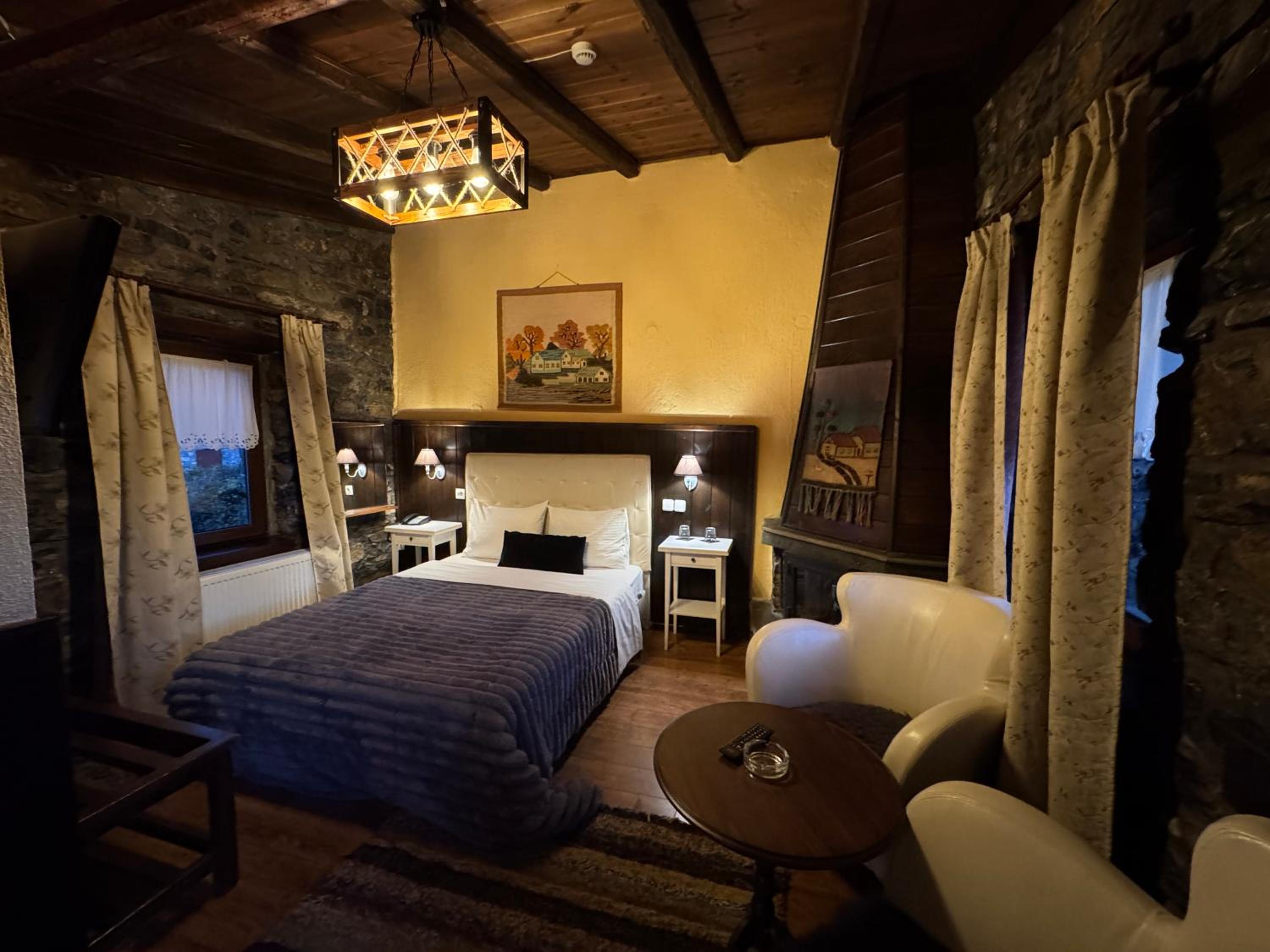 Double Room with Fireplace photo 3