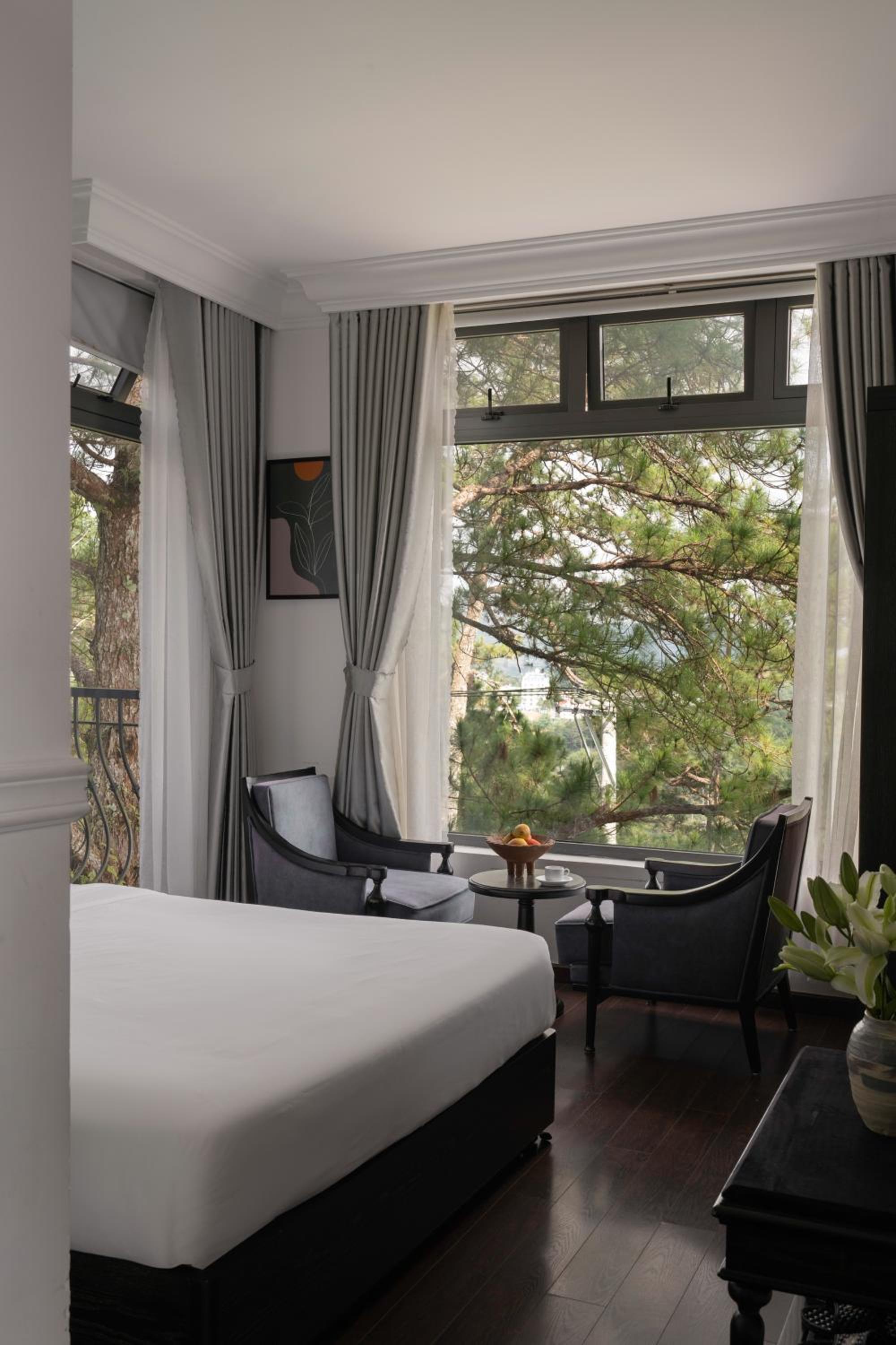 Deluxe Double Room with Balcony - Photo 29
