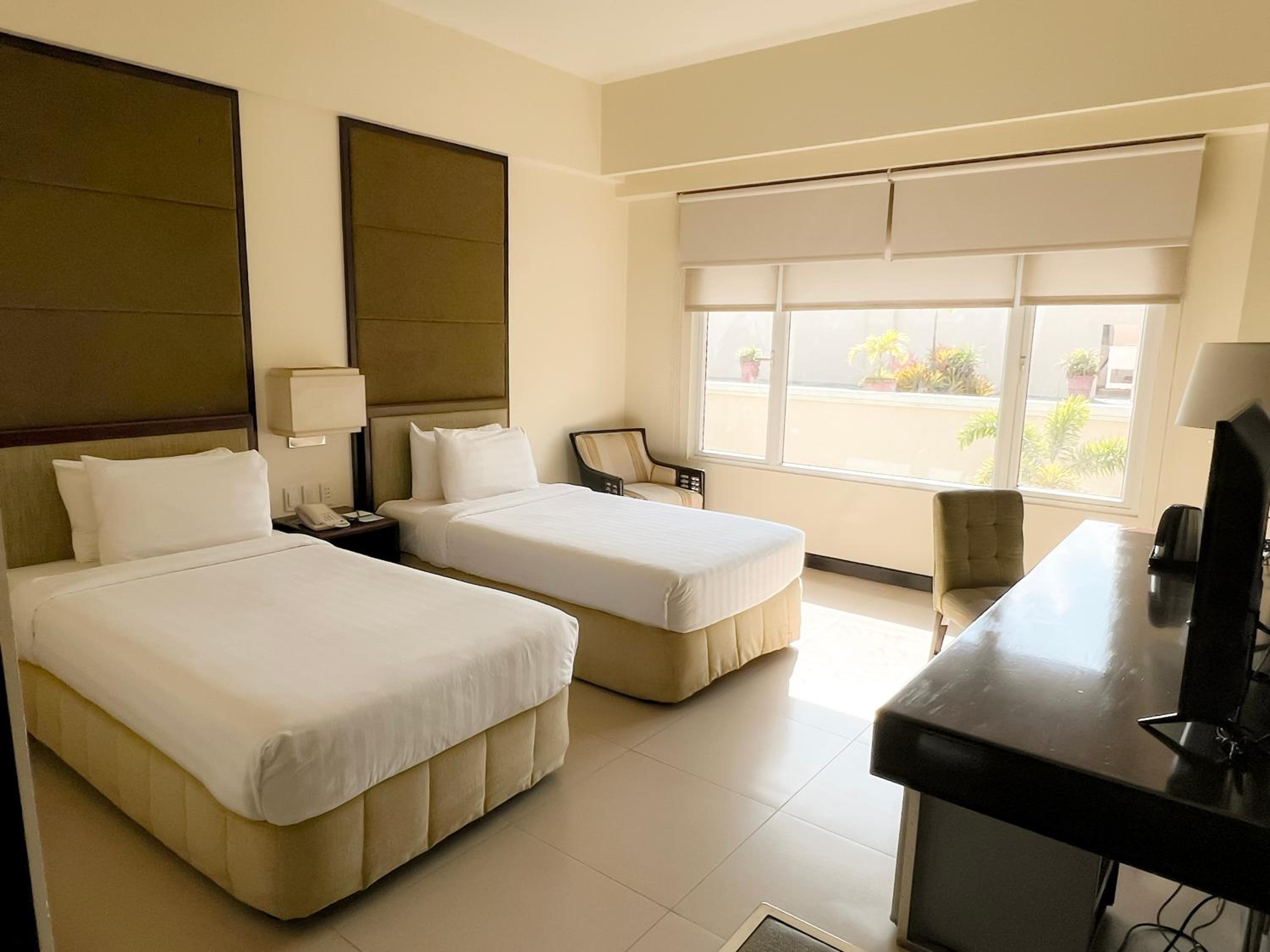 Deluxe Twin Room - Photo 3