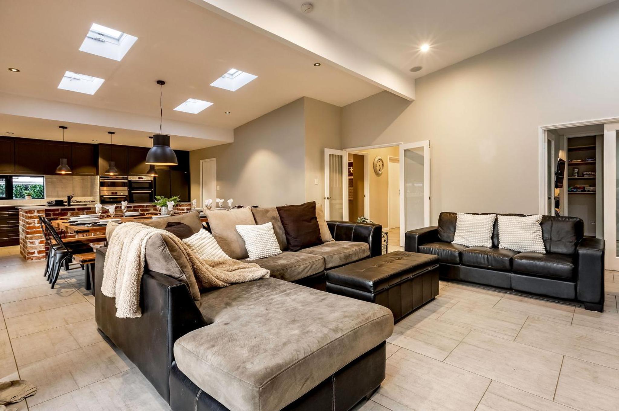 Four-Bedroom House photo 1