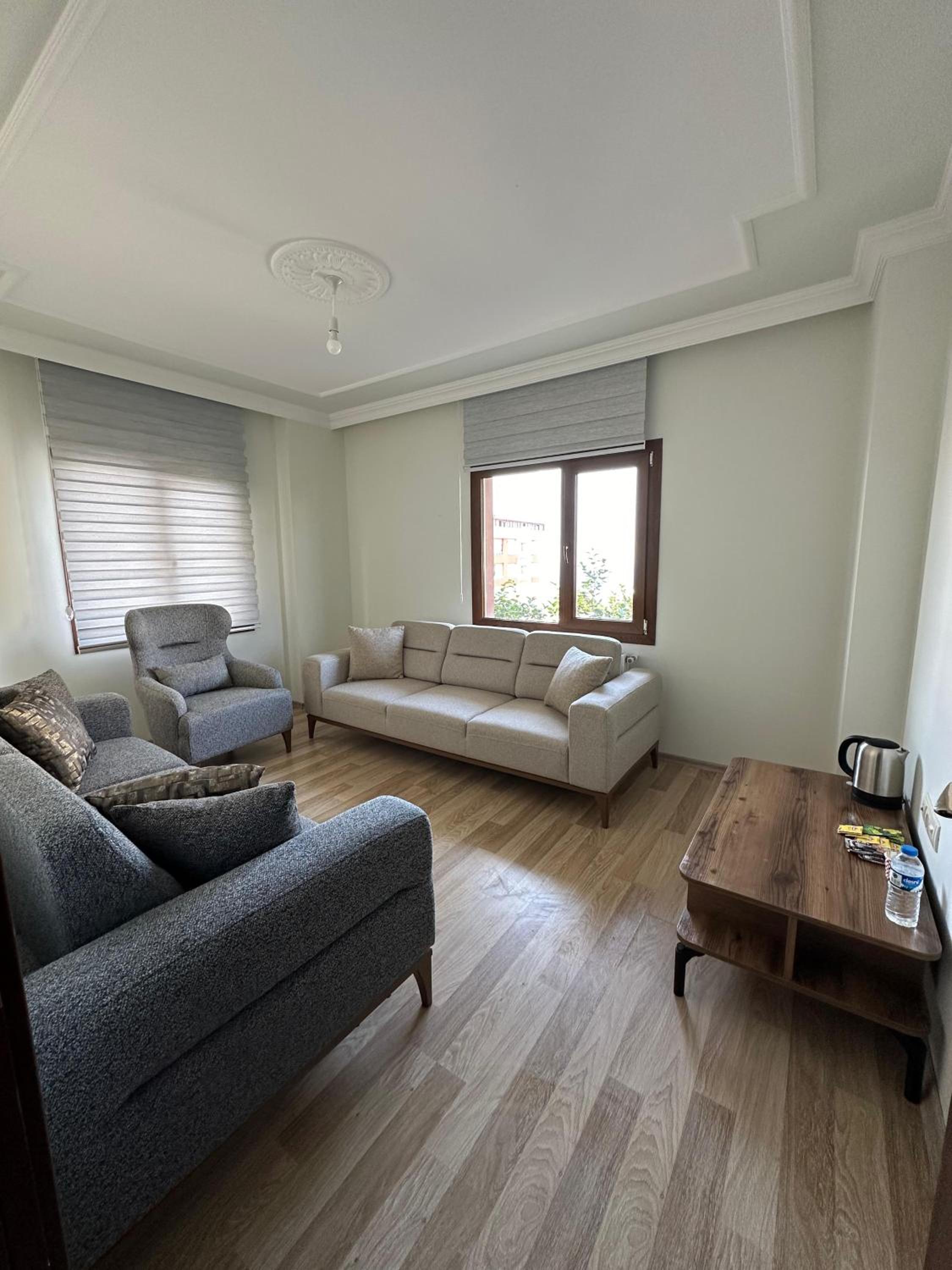 Three-Bedroom Standard Apartment photo 1
