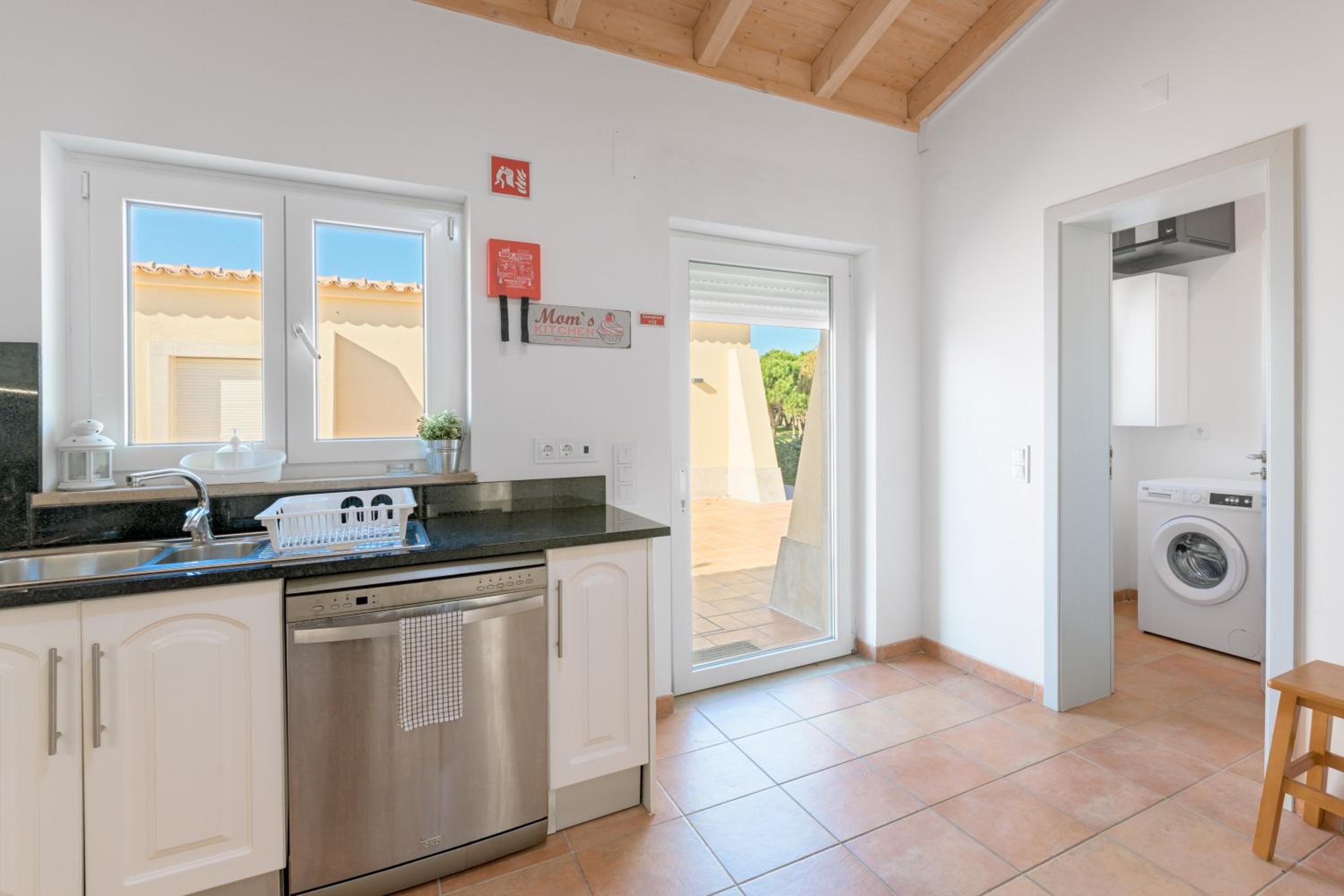 Three-Bedroom House photo 3