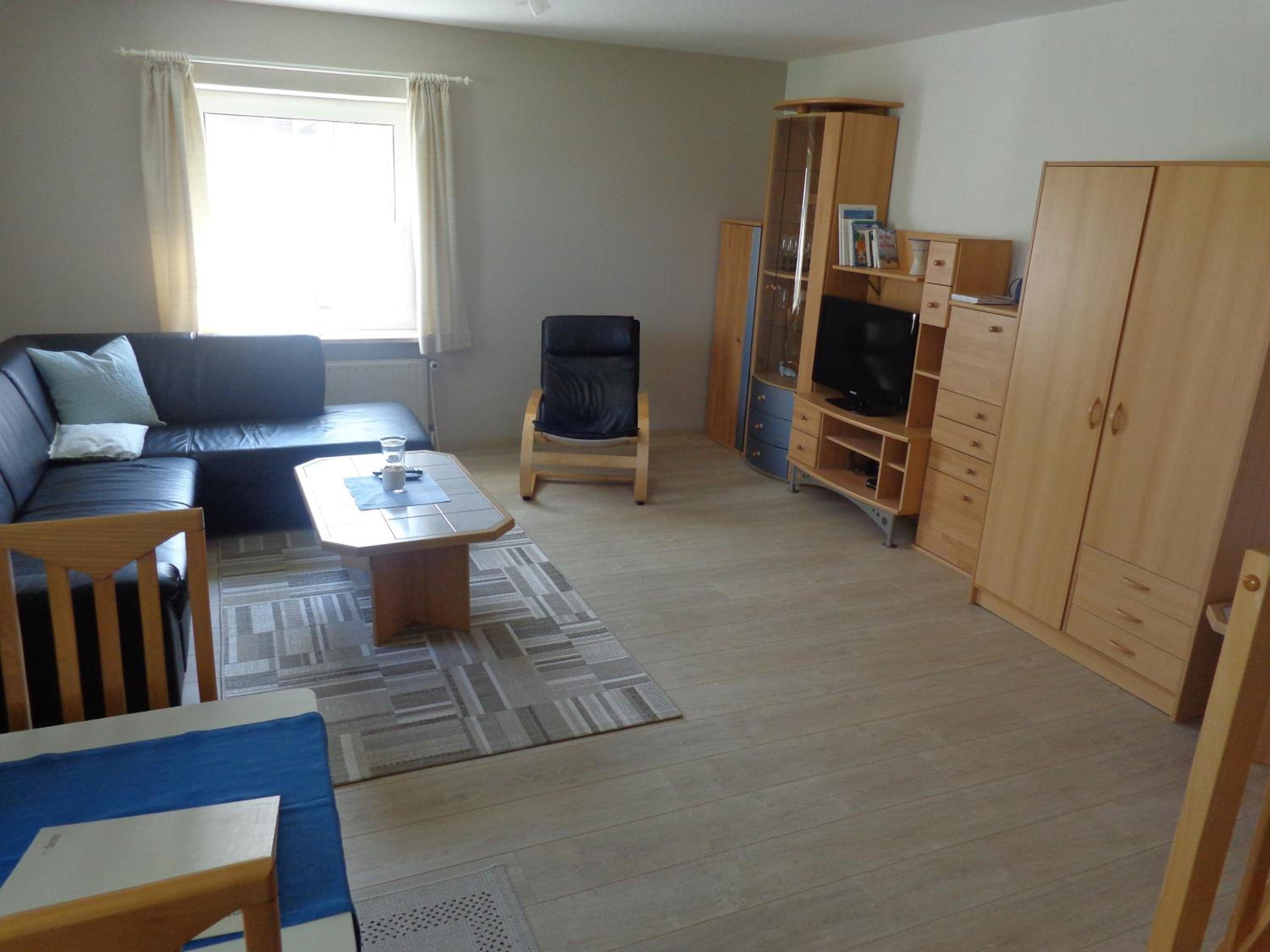 Two-Bedroom Deluxe Apartment with Garden View photo 1