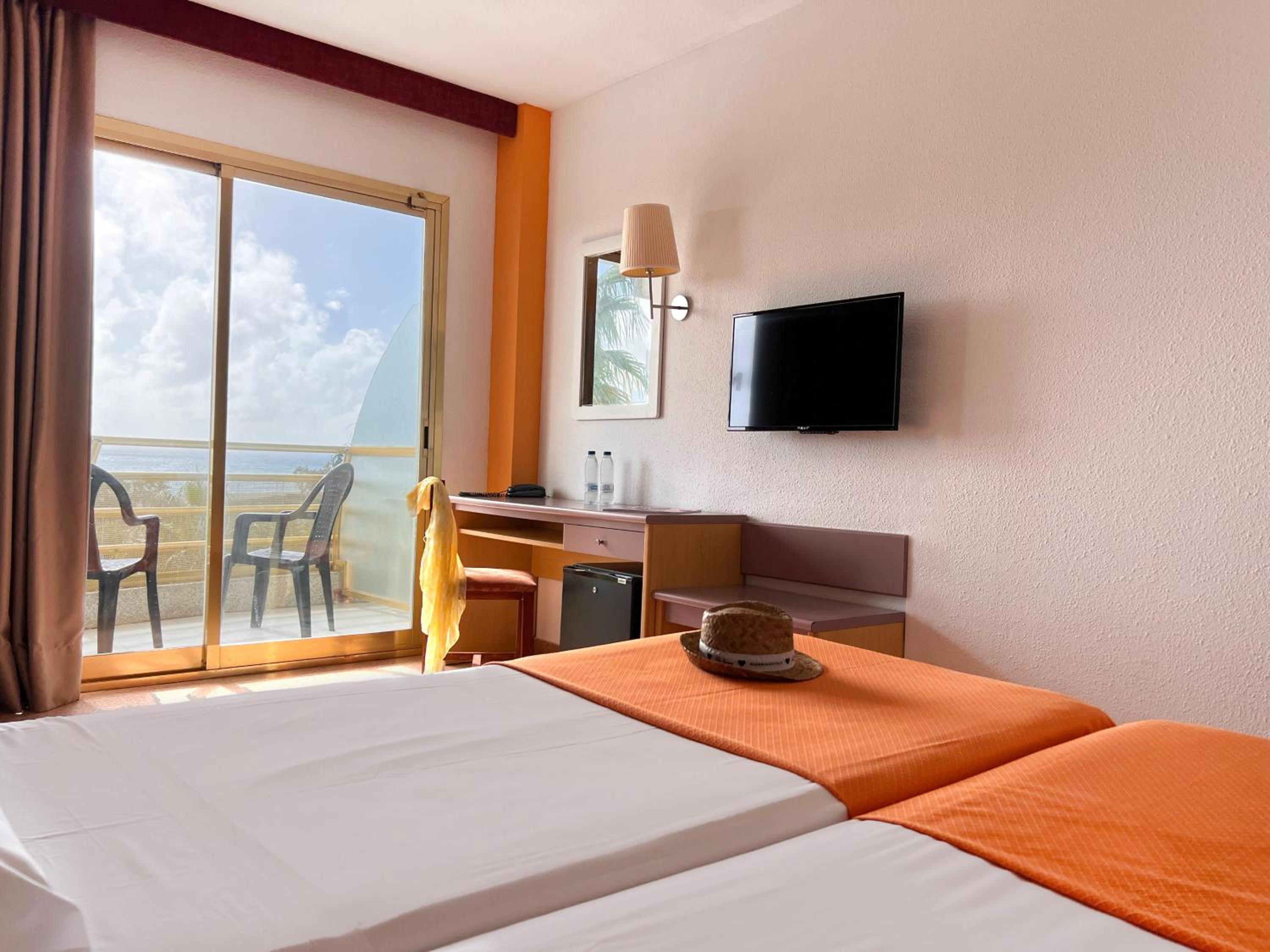 Standard Double or Twin Room with Sea View